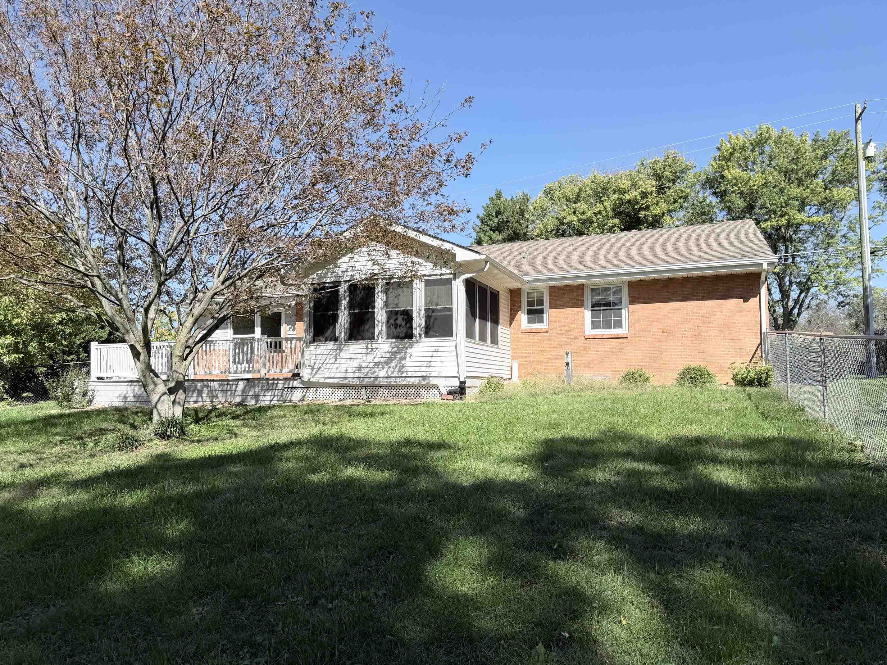 603 DOOMS CROSSING RD, WAYNESBORO, Virginia 22980, 3 Bedrooms Bedrooms, ,1 BathroomBathrooms,Residential,All Brick, sunroom, fenced yard, priced below asse,603 DOOMS CROSSING RD,682817 MLS # 682817