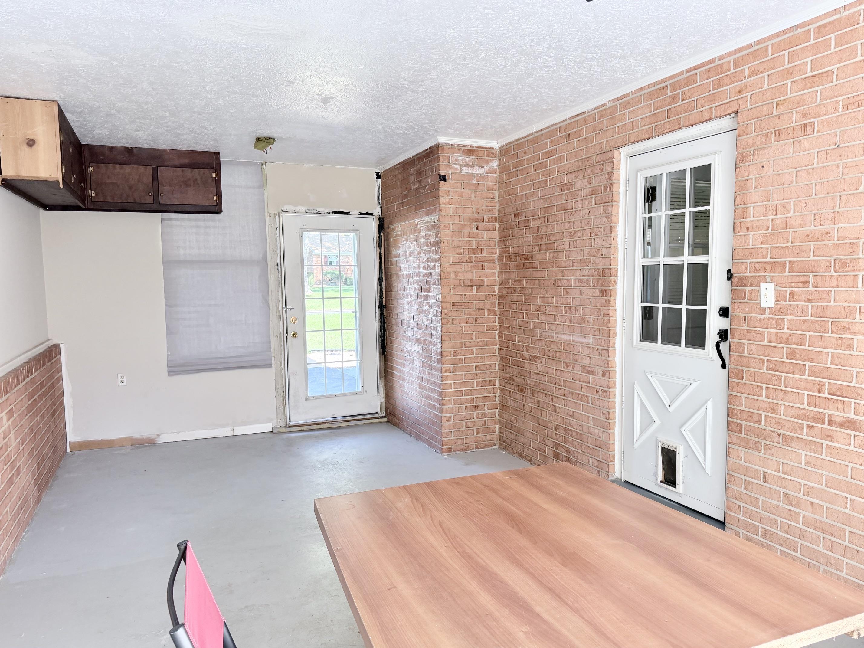 603 DOOMS CROSSING RD, WAYNESBORO, Virginia 22980, 3 Bedrooms Bedrooms, ,1 BathroomBathrooms,Residential,All Brick, sunroom, fenced yard, priced below asse,603 DOOMS CROSSING RD,682817 MLS # 682817