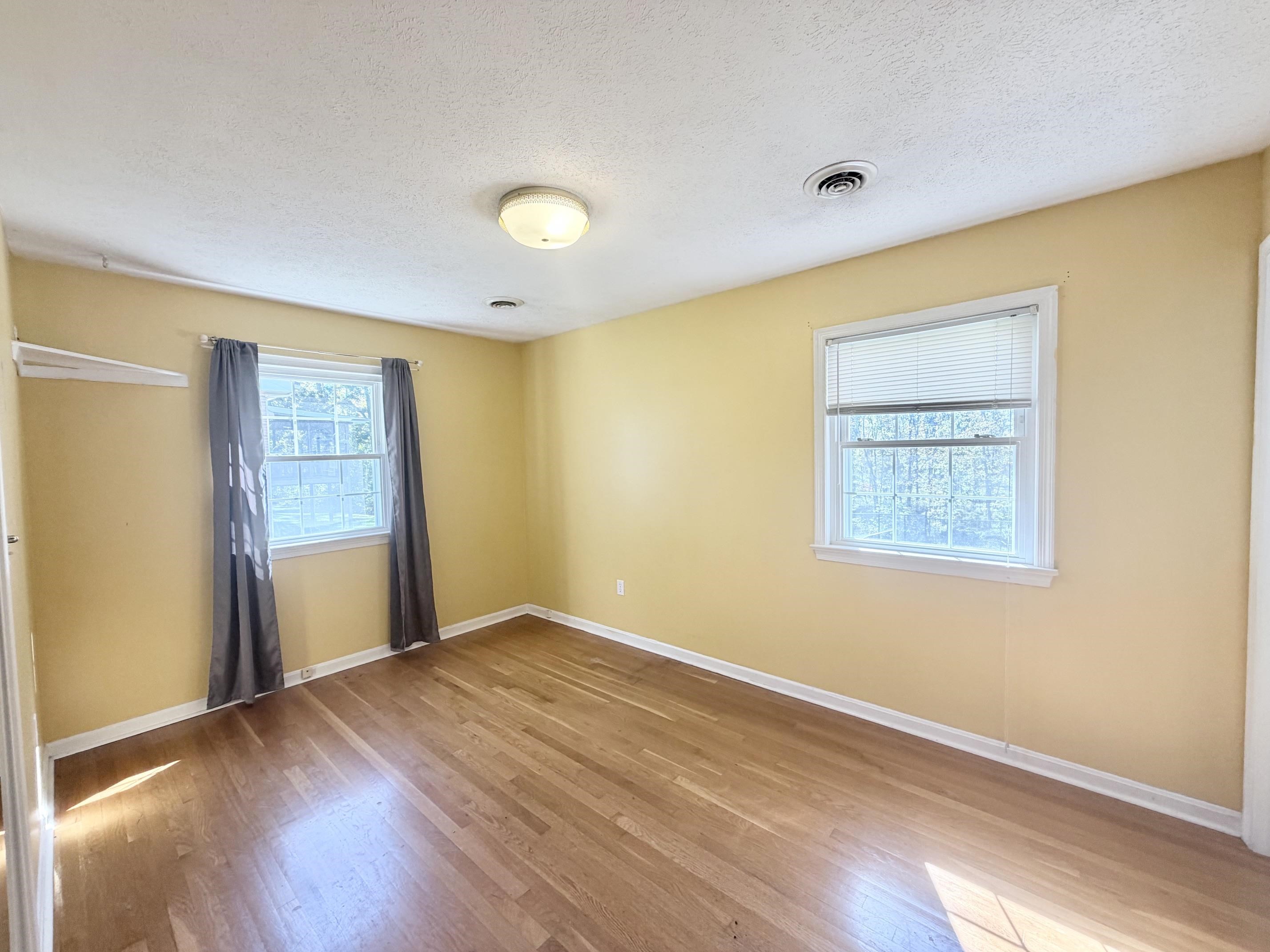 603 DOOMS CROSSING RD, WAYNESBORO, Virginia 22980, 3 Bedrooms Bedrooms, ,1 BathroomBathrooms,Residential,All Brick, sunroom, fenced yard, priced below asse,603 DOOMS CROSSING RD,682817 MLS # 682817