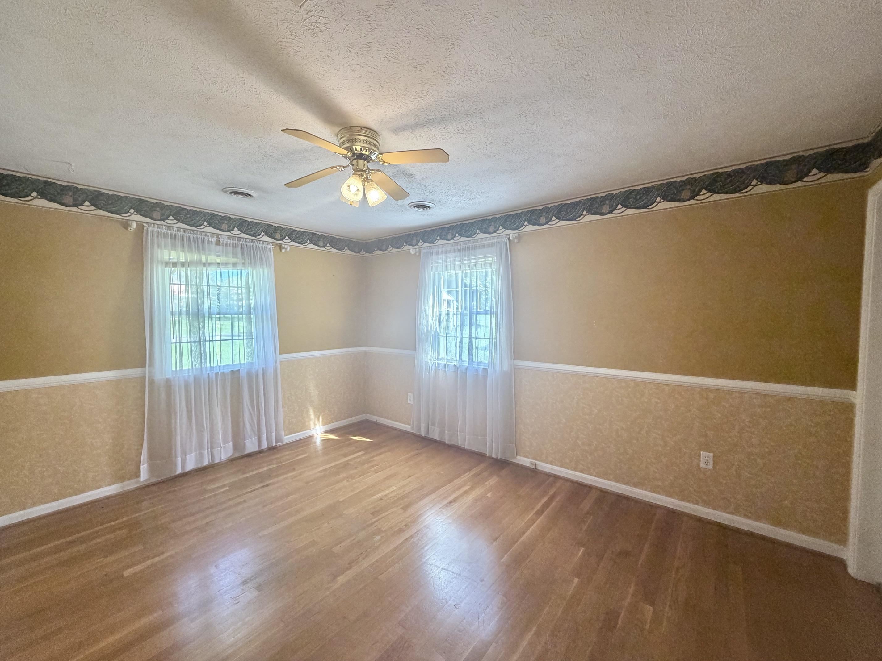 603 DOOMS CROSSING RD, WAYNESBORO, Virginia 22980, 3 Bedrooms Bedrooms, ,1 BathroomBathrooms,Residential,All Brick, sunroom, fenced yard, priced below asse,603 DOOMS CROSSING RD,682817 MLS # 682817
