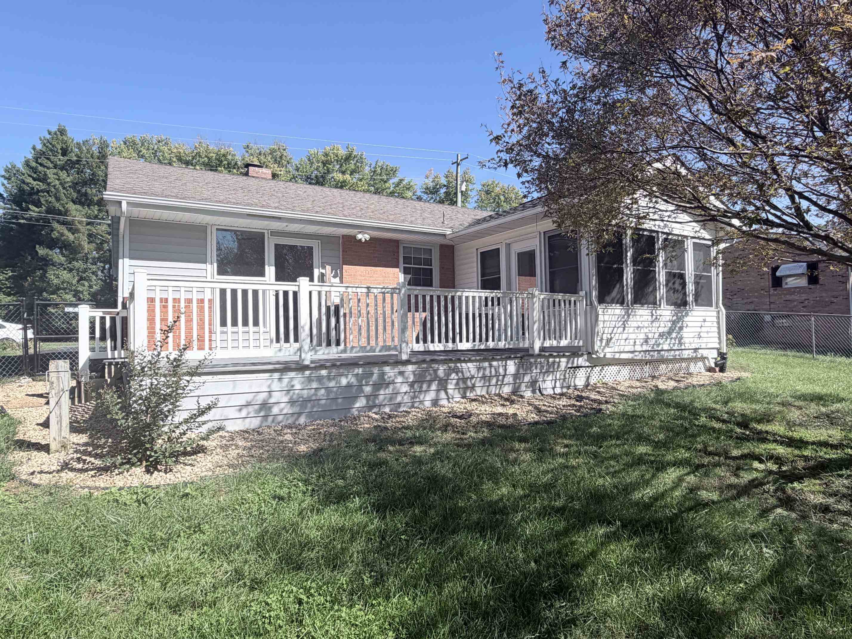 603 DOOMS CROSSING RD, WAYNESBORO, Virginia 22980, 3 Bedrooms Bedrooms, ,1 BathroomBathrooms,Residential,All Brick, sunroom, fenced yard, priced below asse,603 DOOMS CROSSING RD,682817 MLS # 682817