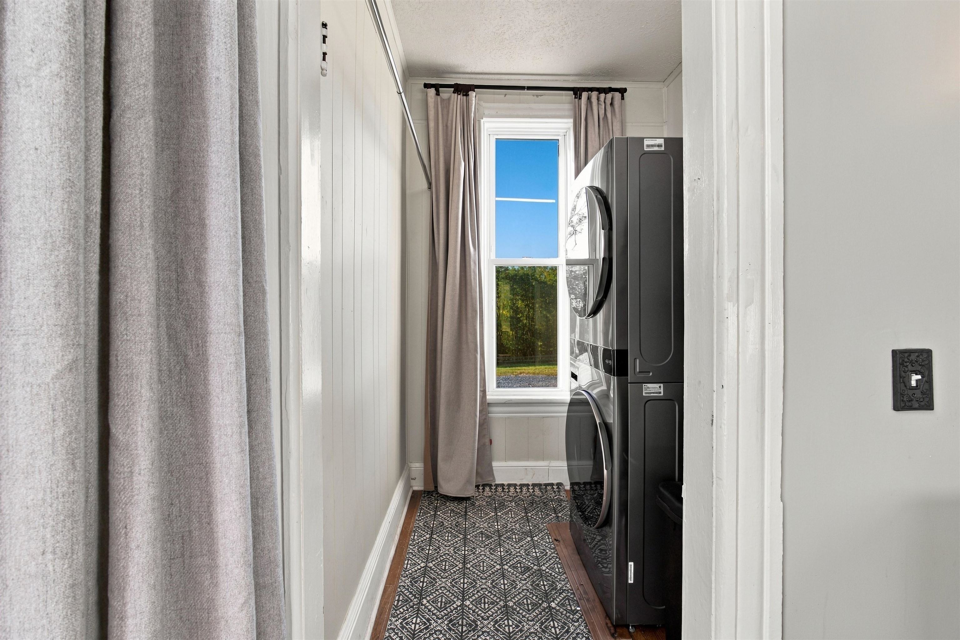 374 FINLEY RD, RAPHINE, Virginia 24472, 4 Bedrooms Bedrooms, ,3 BathroomsBathrooms,Residential,374 FINLEY RD,682819 MLS # 682819 374 FINLEY RD, RAPHINE, Virginia 24472, 4 Bedrooms Bedrooms, ,3 BathroomsBathrooms,Residential,374 FINLEY RD,682819 MLS # 682819