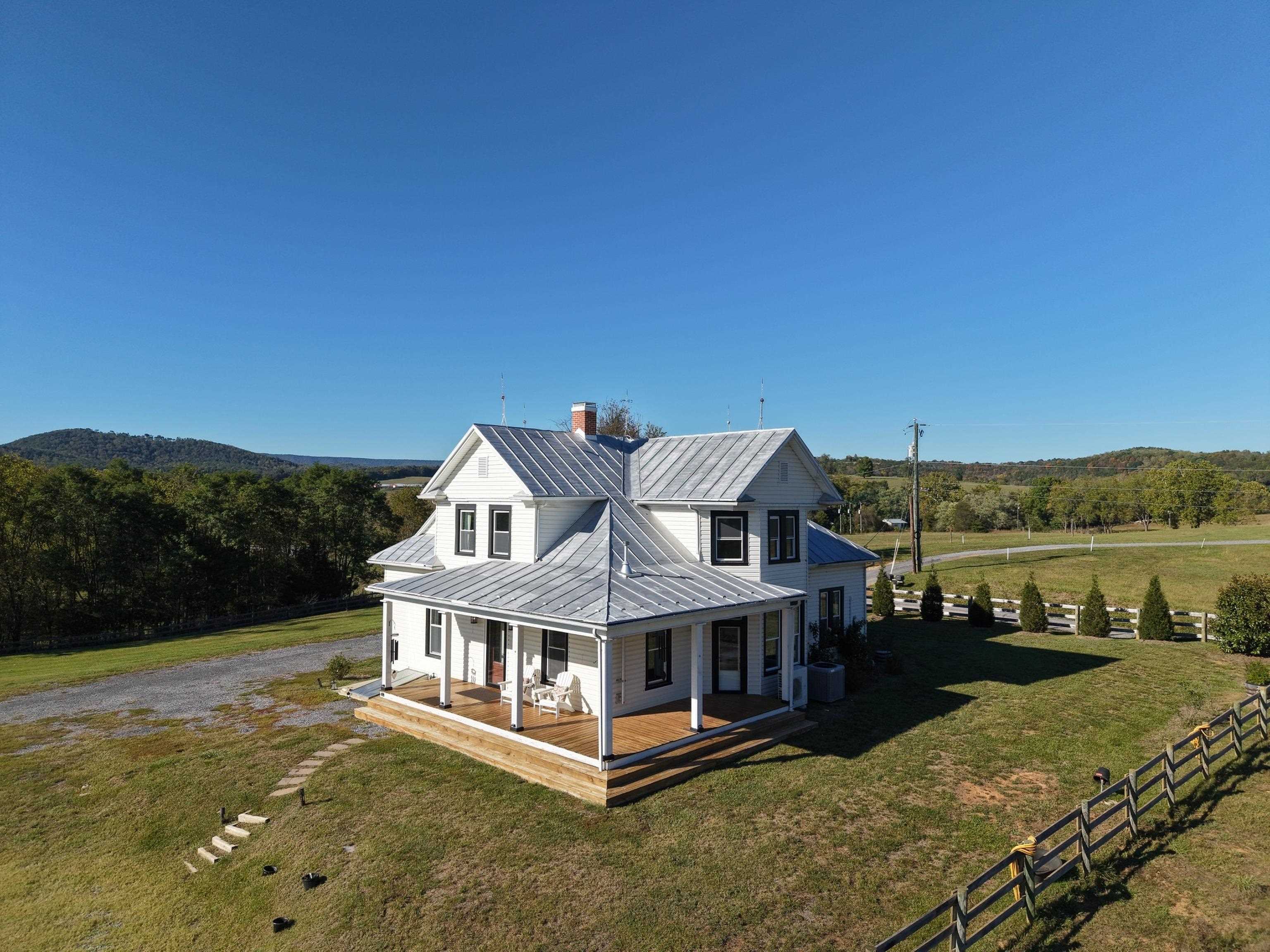374 FINLEY RD, RAPHINE, Virginia 24472, 4 Bedrooms Bedrooms, ,3 BathroomsBathrooms,Residential,374 FINLEY RD,682819 MLS # 682819 374 FINLEY RD, RAPHINE, Virginia 24472, 4 Bedrooms Bedrooms, ,3 BathroomsBathrooms,Residential,374 FINLEY RD,682819 MLS # 682819