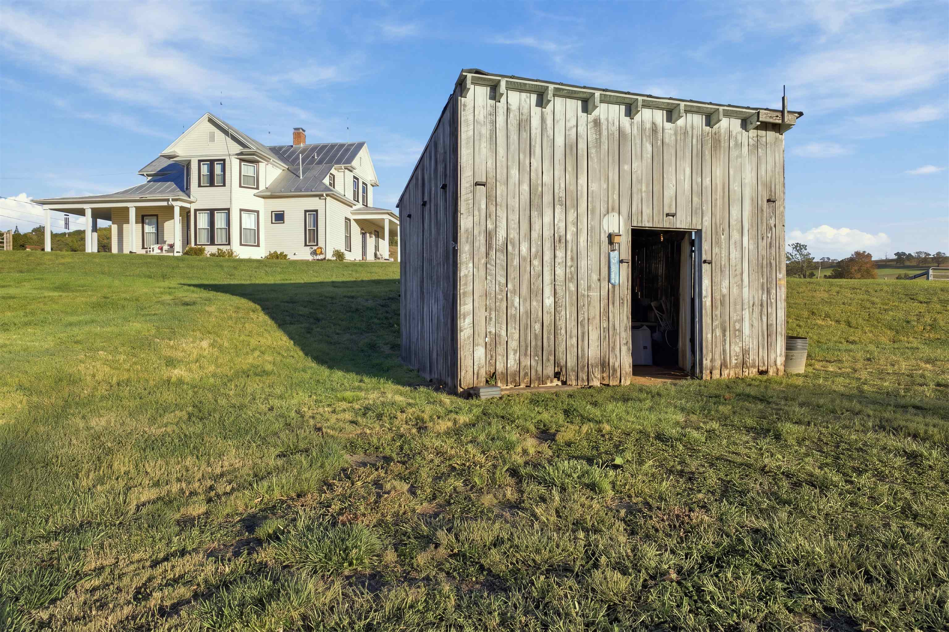 374 FINLEY RD, RAPHINE, Virginia 24472, 4 Bedrooms Bedrooms, ,3 BathroomsBathrooms,Residential,374 FINLEY RD,682819 MLS # 682819 374 FINLEY RD, RAPHINE, Virginia 24472, 4 Bedrooms Bedrooms, ,3 BathroomsBathrooms,Residential,374 FINLEY RD,682819 MLS # 682819