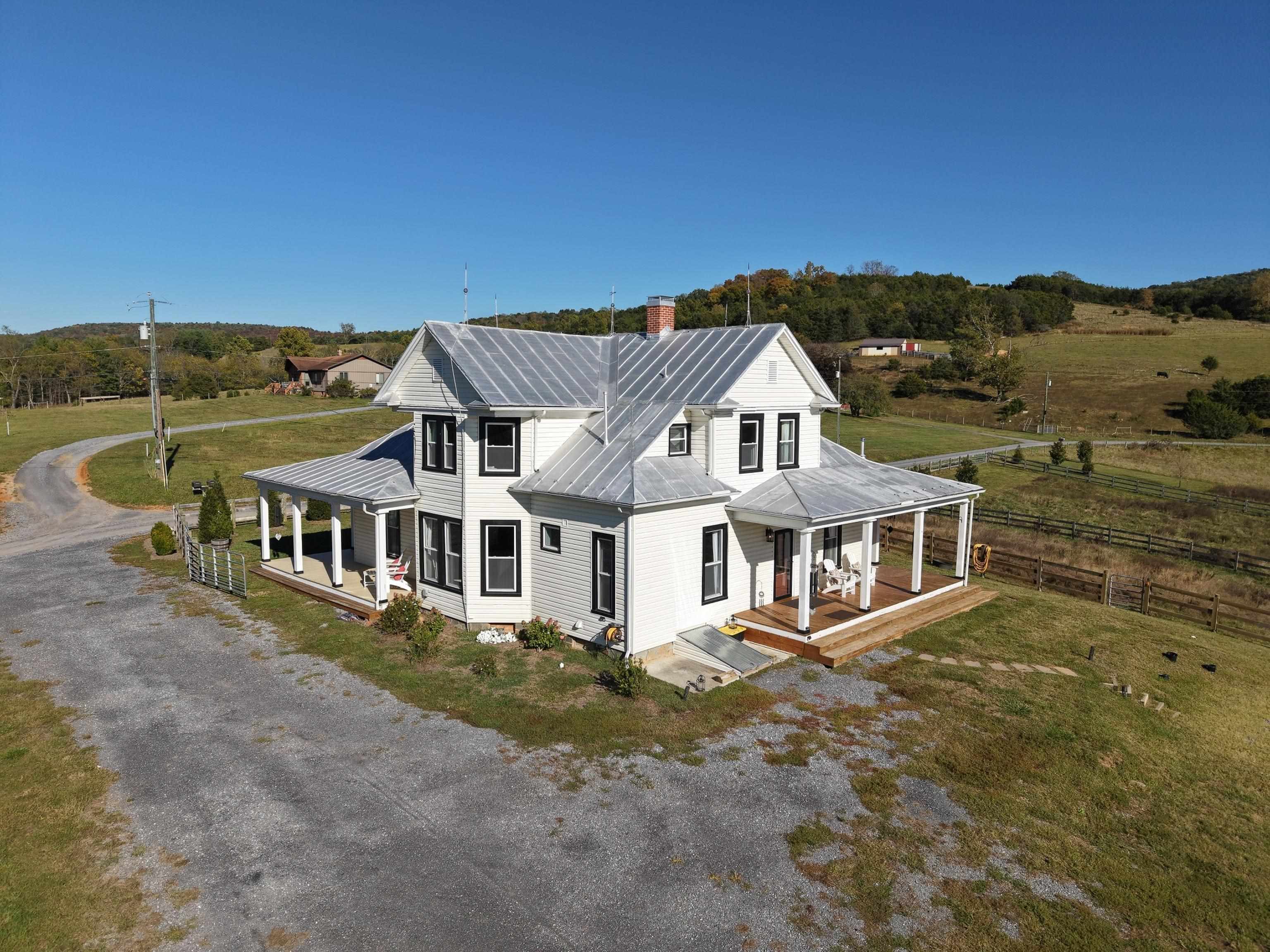 374 FINLEY RD, RAPHINE, Virginia 24472, 4 Bedrooms Bedrooms, ,3 BathroomsBathrooms,Residential,374 FINLEY RD,682819 MLS # 682819 374 FINLEY RD, RAPHINE, Virginia 24472, 4 Bedrooms Bedrooms, ,3 BathroomsBathrooms,Residential,374 FINLEY RD,682819 MLS # 682819