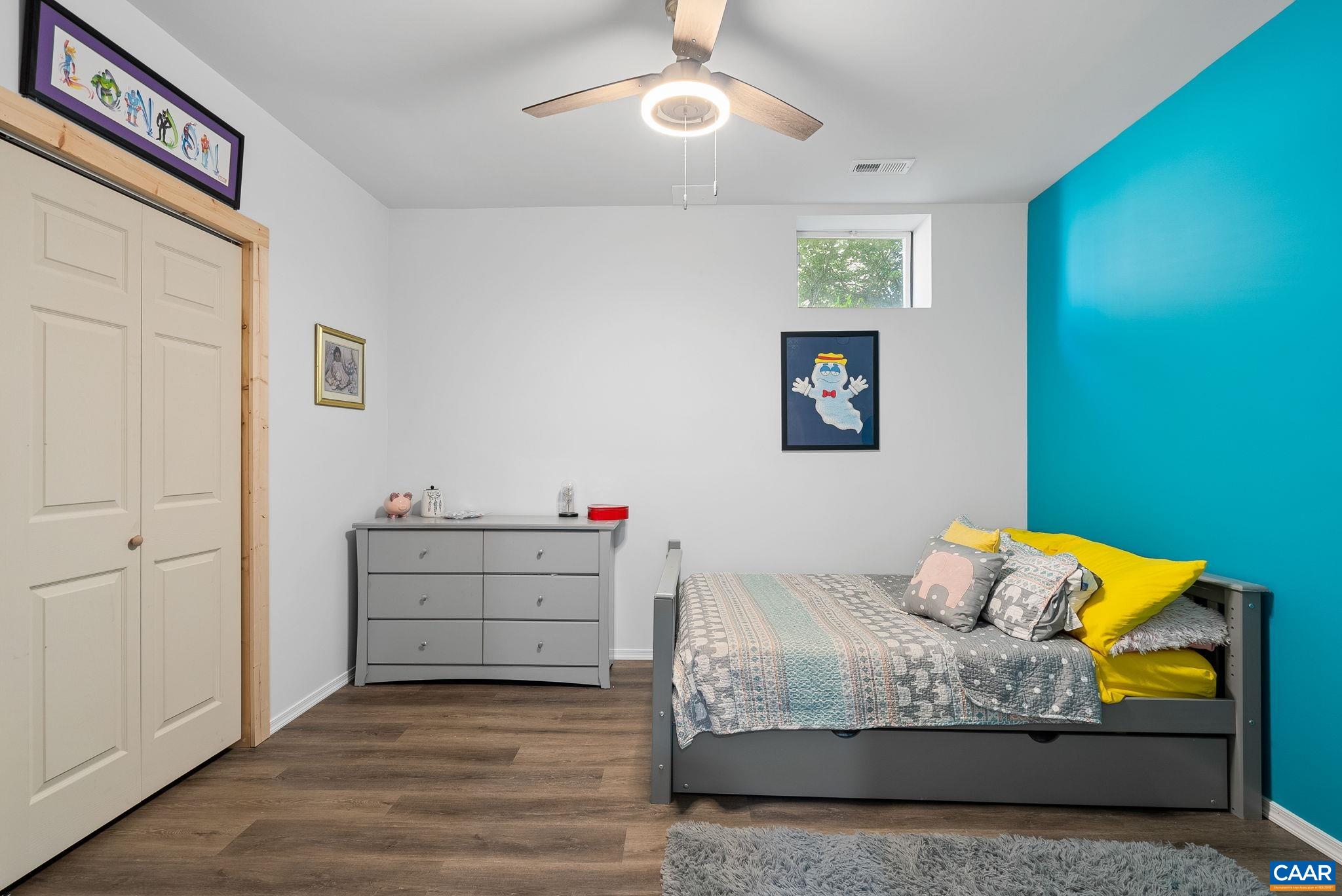Great office space in this well lighted room with closet Great office space in this well lighted room with closet