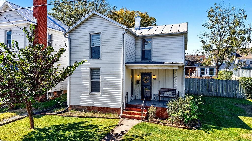 613 COLLICELLO ST, HARRISONBURG, Virginia 22801, 3 Bedrooms Bedrooms, ,2 BathroomsBathrooms,Residential,613 COLLICELLO ST,682825 MLS # 682825 613 COLLICELLO ST, HARRISONBURG, Virginia 22801, 3 Bedrooms Bedrooms, ,2 BathroomsBathrooms,Residential,613 COLLICELLO ST,682825 MLS # 682825
