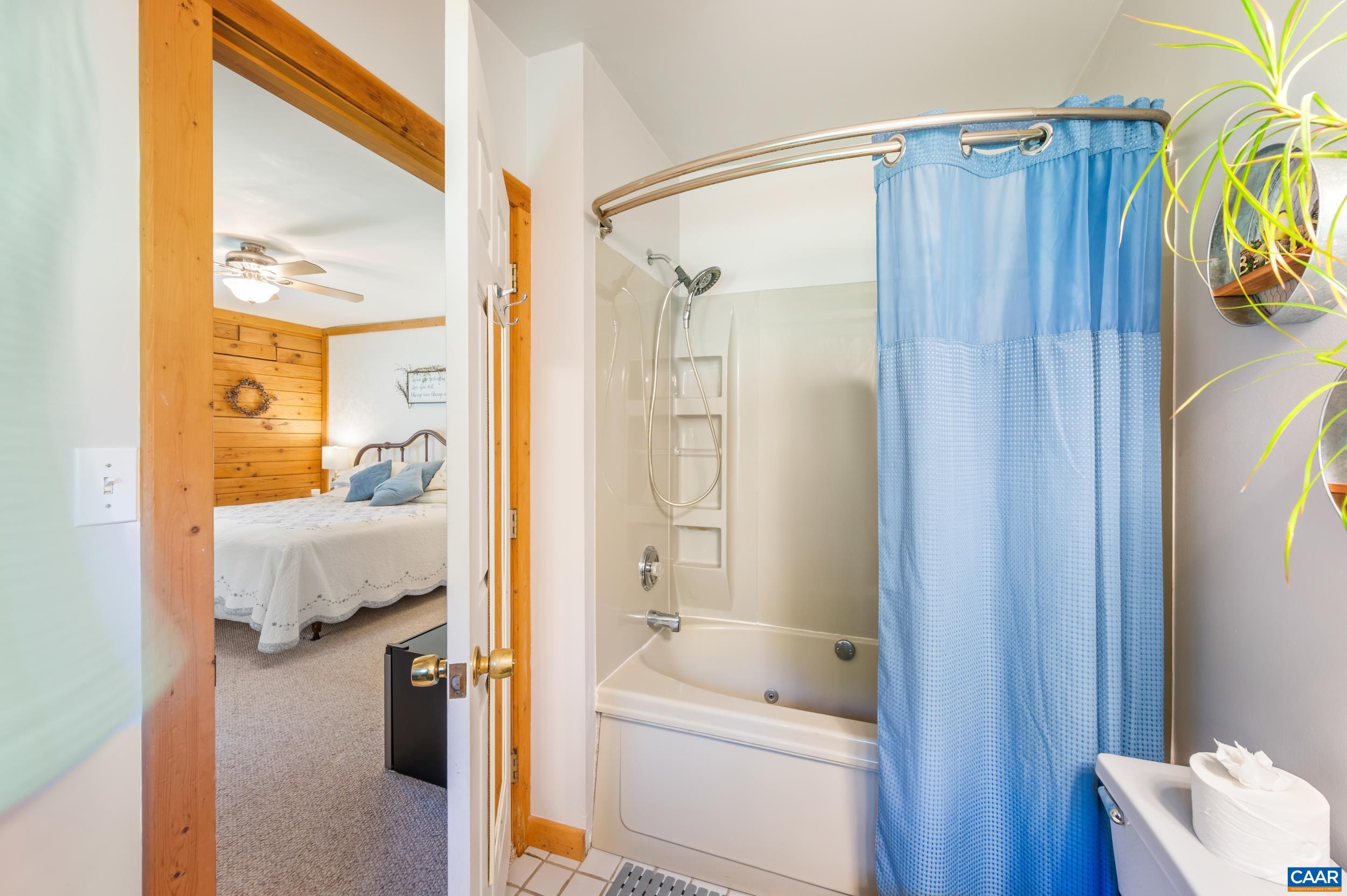 929 WILSON HILL RD, ARRINGTON, Virginia 22922, 6 Bedrooms Bedrooms, ,8 BathroomsBathrooms,Residential,Harmony Hills Bed and Breakfast,929 WILSON HILL RD,682829 MLS # 682829