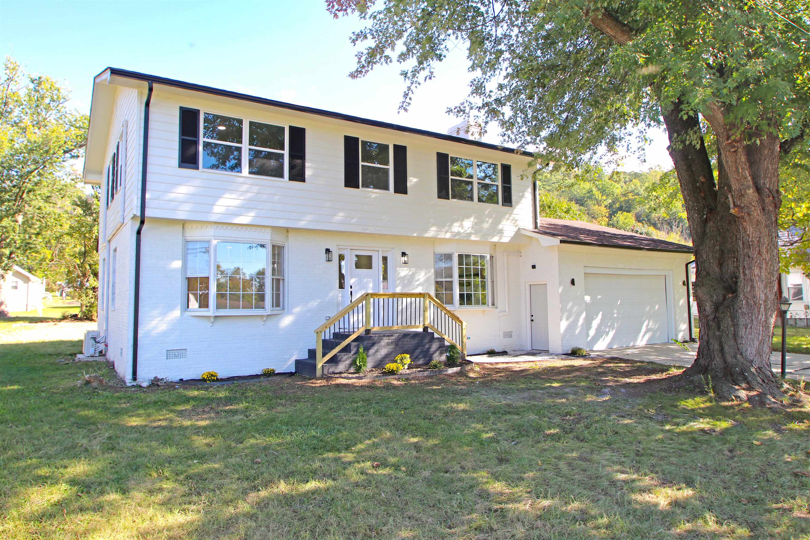 1224 CHERRY AVE, BUENA VISTA, Virginia 24416, 4 Bedrooms Bedrooms, ,2 BathroomsBathrooms,Residential,1224 CHERRY AVE,682837 MLS # 682837 1224 CHERRY AVE, BUENA VISTA, Virginia 24416, 4 Bedrooms Bedrooms, ,2 BathroomsBathrooms,Residential,1224 CHERRY AVE,682837 MLS # 682837