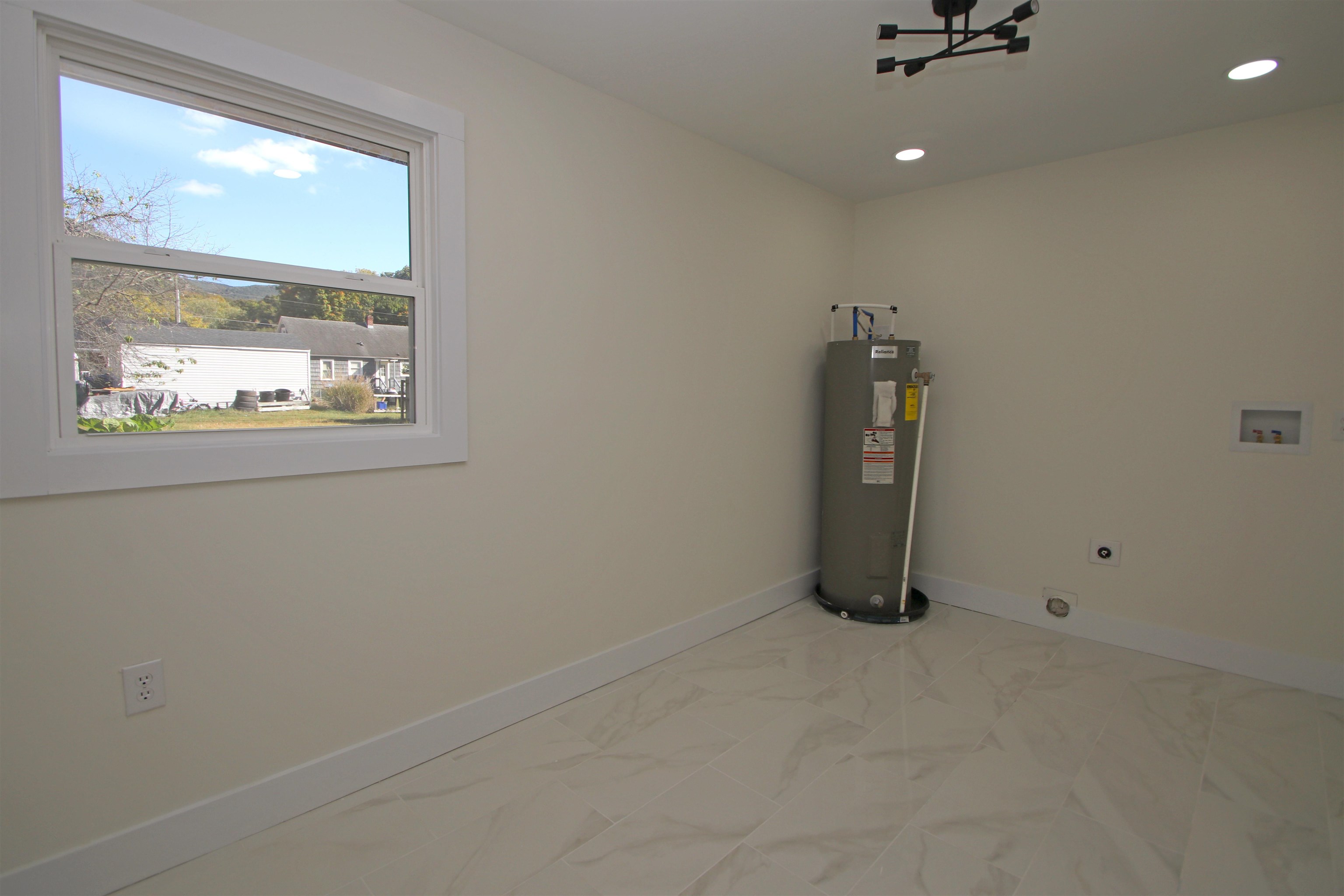 1224 CHERRY AVE, BUENA VISTA, Virginia 24416, 4 Bedrooms Bedrooms, ,2 BathroomsBathrooms,Residential,1224 CHERRY AVE,682837 MLS # 682837 1224 CHERRY AVE, BUENA VISTA, Virginia 24416, 4 Bedrooms Bedrooms, ,2 BathroomsBathrooms,Residential,1224 CHERRY AVE,682837 MLS # 682837