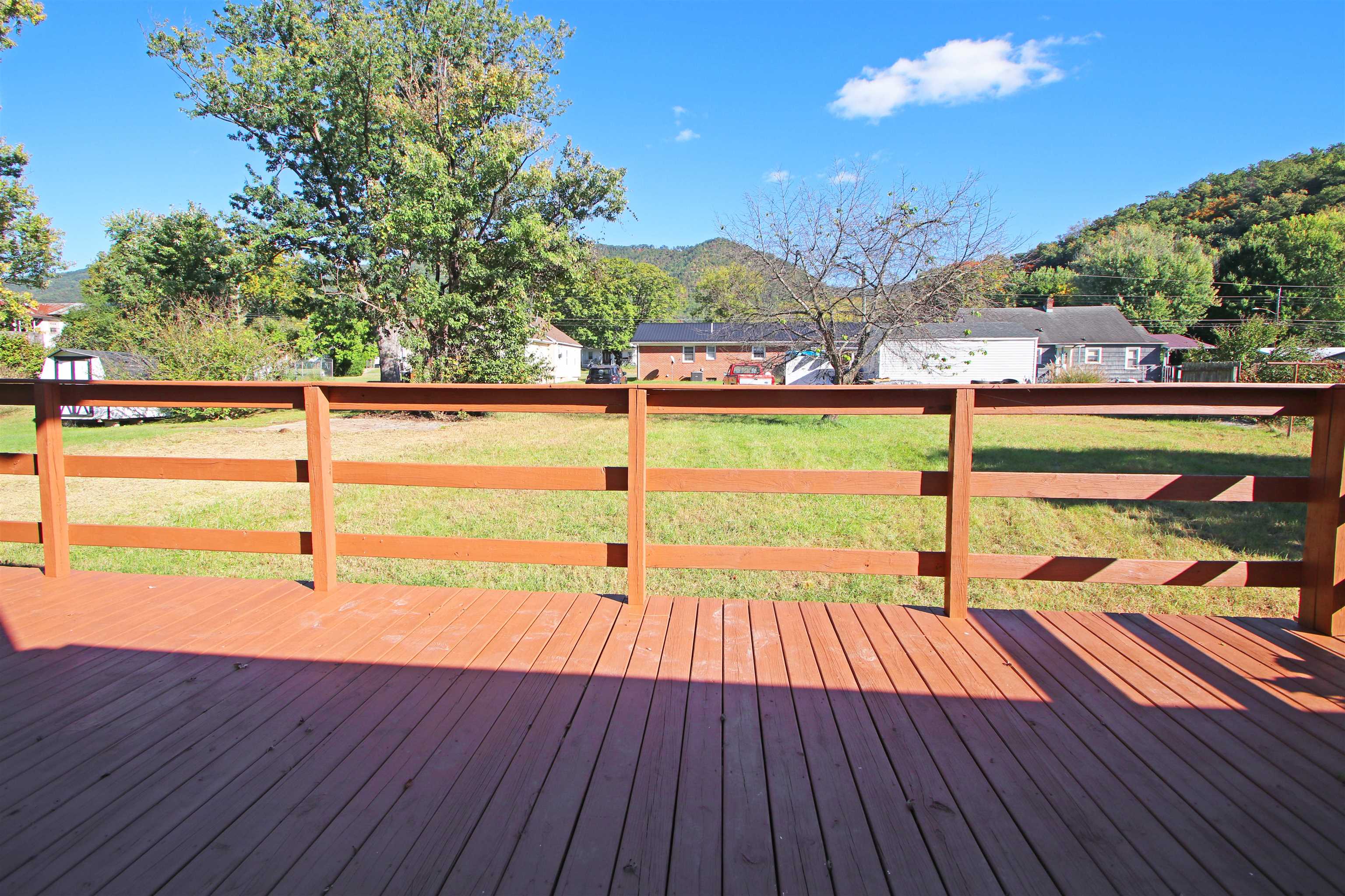1224 CHERRY AVE, BUENA VISTA, Virginia 24416, 4 Bedrooms Bedrooms, ,2 BathroomsBathrooms,Residential,1224 CHERRY AVE,682837 MLS # 682837 1224 CHERRY AVE, BUENA VISTA, Virginia 24416, 4 Bedrooms Bedrooms, ,2 BathroomsBathrooms,Residential,1224 CHERRY AVE,682837 MLS # 682837