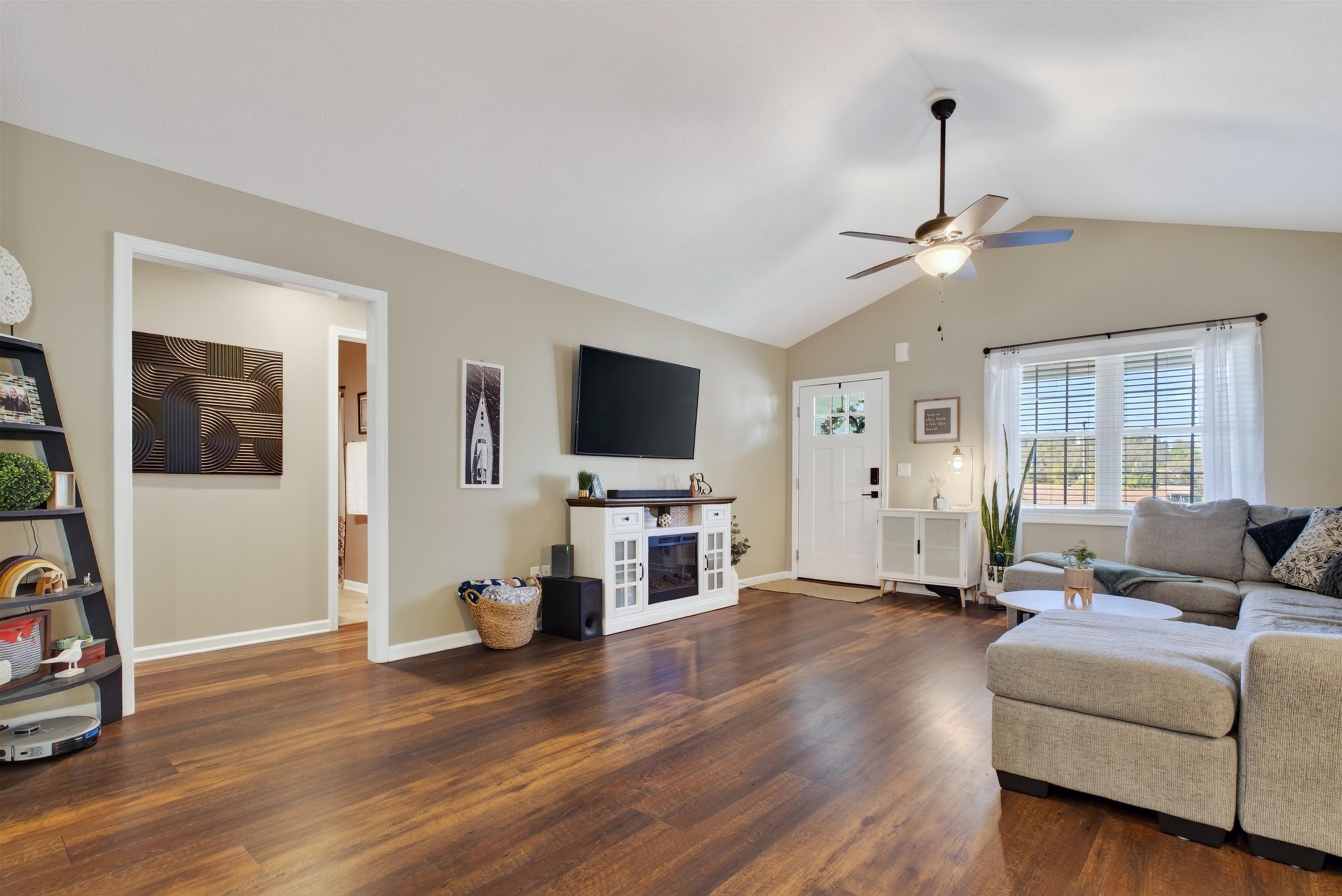 52 CHURCH HILL LN, FISHERSVILLE, Virginia 22939, 3 Bedrooms Bedrooms, ,2 BathroomsBathrooms,Residential,52 CHURCH HILL LN,682839 MLS # 682839