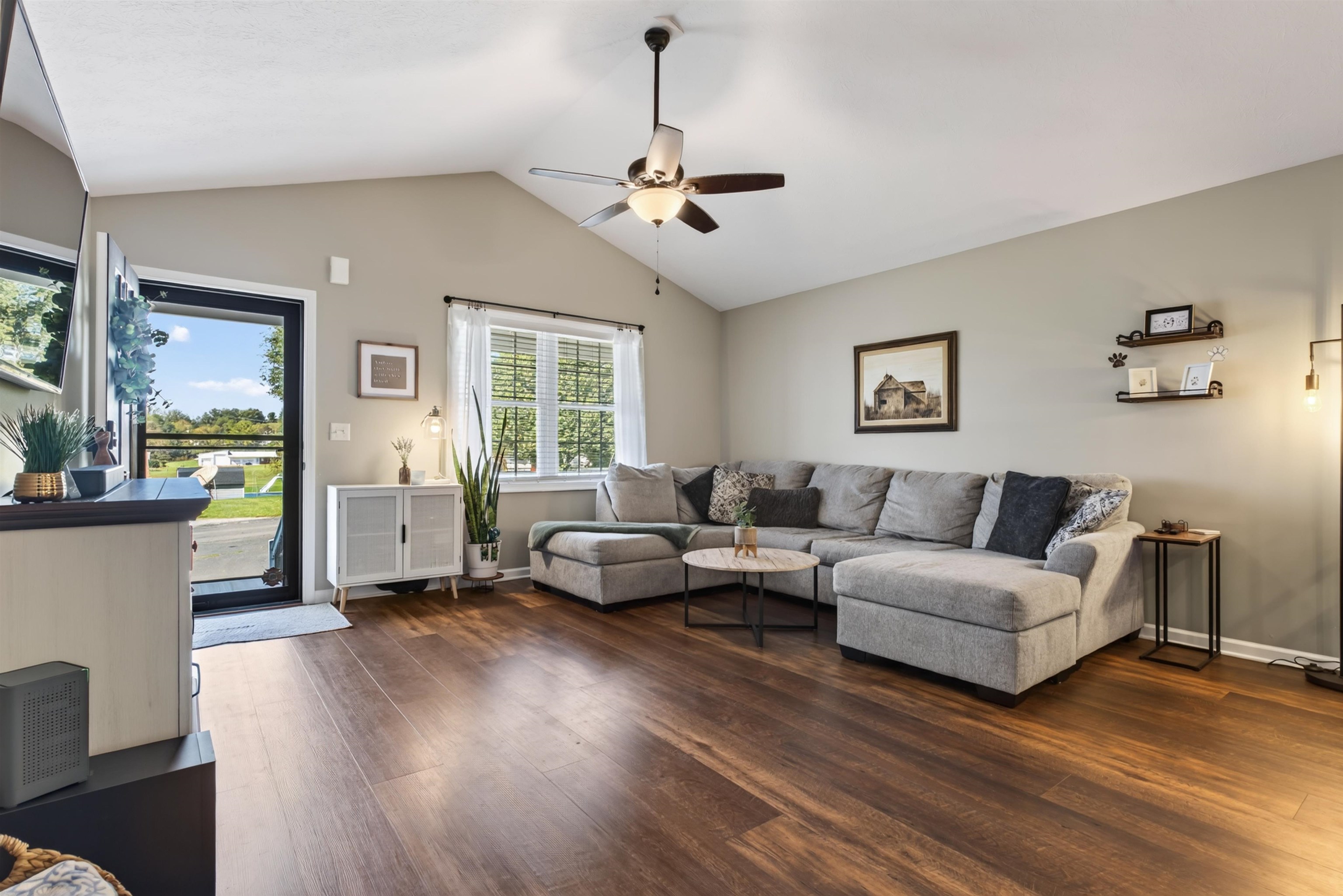52 CHURCH HILL LN, FISHERSVILLE, Virginia 22939, 3 Bedrooms Bedrooms, ,2 BathroomsBathrooms,Residential,52 CHURCH HILL LN,682839 MLS # 682839