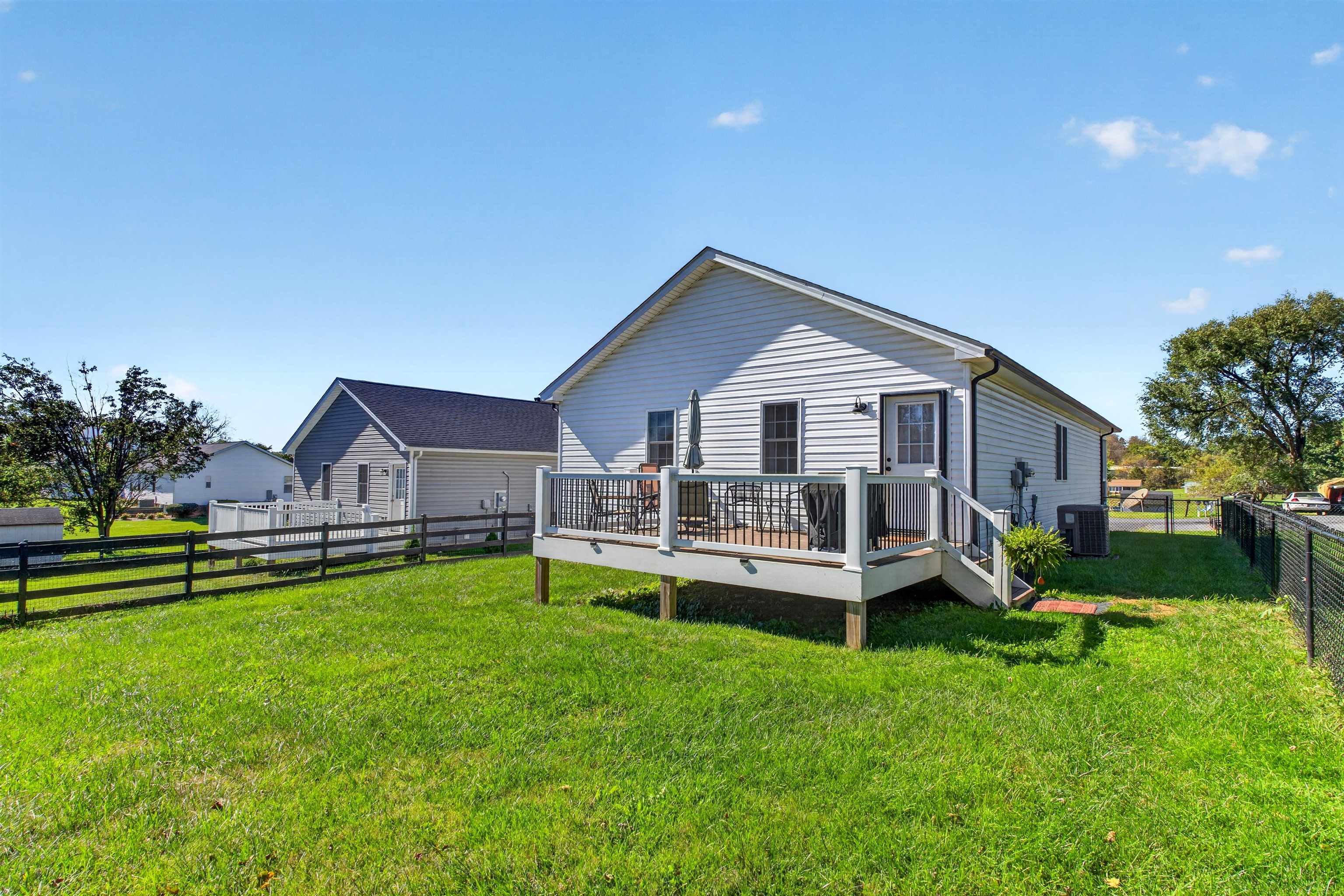 52 CHURCH HILL LN, FISHERSVILLE, Virginia 22939, 3 Bedrooms Bedrooms, ,2 BathroomsBathrooms,Residential,52 CHURCH HILL LN,682839 MLS # 682839