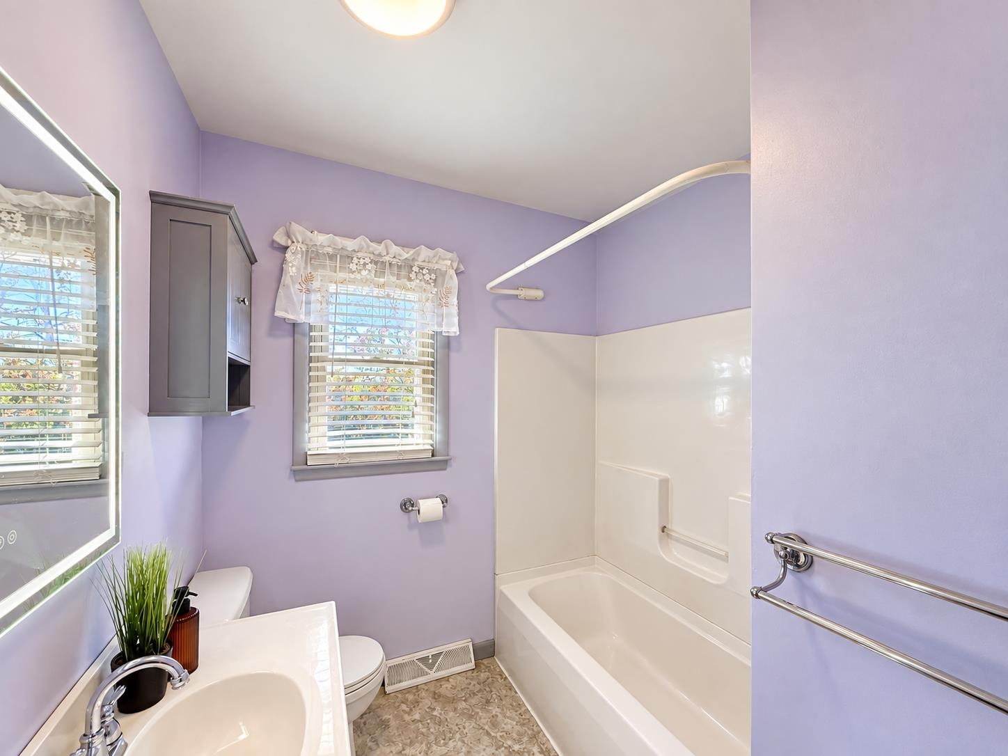 2307 3RD ST, STAUNTON, Virginia 24401, 3 Bedrooms Bedrooms, ,2 BathroomsBathrooms,Residential,2307 3RD ST,682842 MLS # 682842