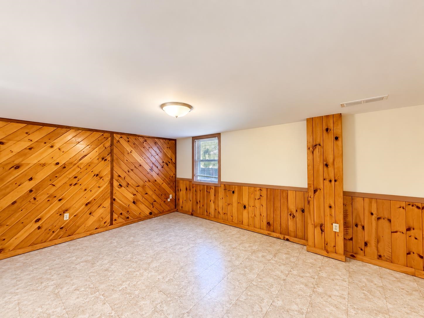 2307 3RD ST, STAUNTON, Virginia 24401, 3 Bedrooms Bedrooms, ,2 BathroomsBathrooms,Residential,2307 3RD ST,682842 MLS # 682842