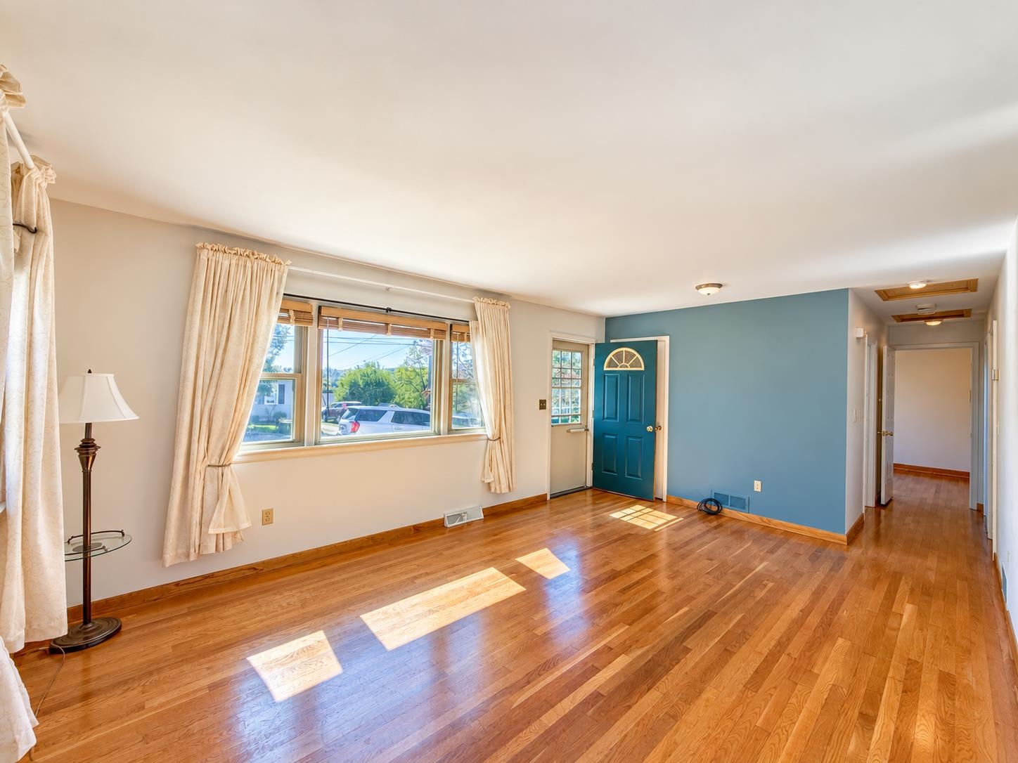 2307 3RD ST, STAUNTON, Virginia 24401, 3 Bedrooms Bedrooms, ,2 BathroomsBathrooms,Residential,2307 3RD ST,682842 MLS # 682842