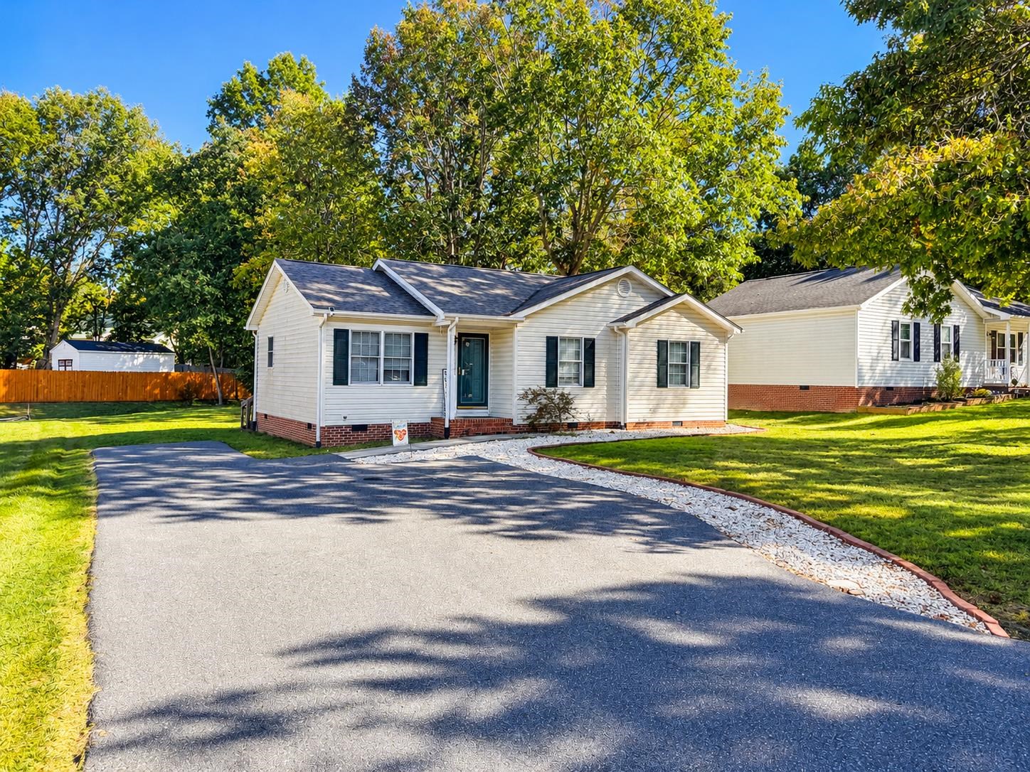 46 BROOKMILL RD, STUARTS DRAFT, Virginia 24477, 3 Bedrooms Bedrooms, ,2 BathroomsBathrooms,Residential,46 BROOKMILL RD,682843 MLS # 682843 46 BROOKMILL RD, STUARTS DRAFT, Virginia 24477, 3 Bedrooms Bedrooms, ,2 BathroomsBathrooms,Residential,46 BROOKMILL RD,682843 MLS # 682843