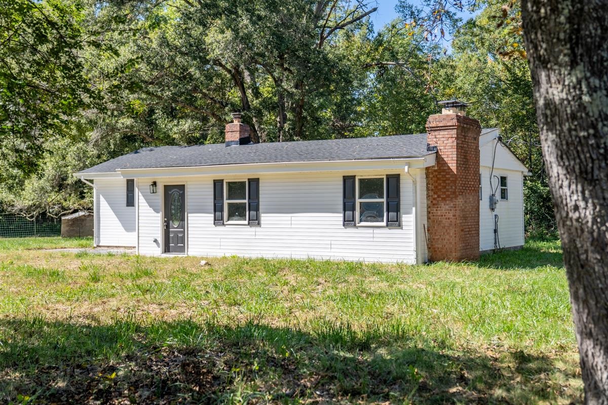 21324 BLACKJACK RD, CULPEPER, Virginia 22701, 3 Bedrooms Bedrooms, ,2 BathroomsBathrooms,Residential,21324 BLACKJACK RD,682846 MLS # 682846 21324 BLACKJACK RD, CULPEPER, Virginia 22701, 3 Bedrooms Bedrooms, ,2 BathroomsBathrooms,Residential,21324 BLACKJACK RD,682846 MLS # 682846