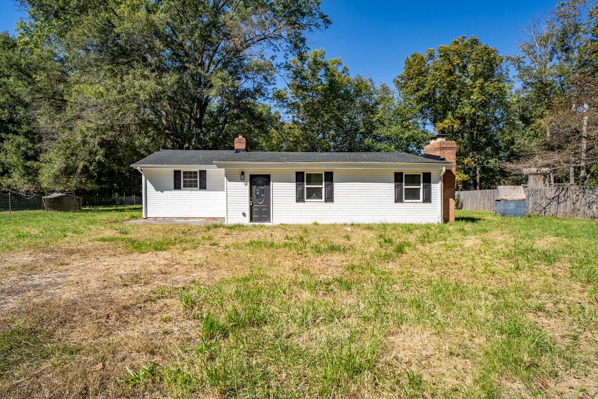 21324 BLACKJACK RD, CULPEPER, Virginia 22701, 3 Bedrooms Bedrooms, ,2 BathroomsBathrooms,Residential,21324 BLACKJACK RD,682846 MLS # 682846 21324 BLACKJACK RD, CULPEPER, Virginia 22701, 3 Bedrooms Bedrooms, ,2 BathroomsBathrooms,Residential,21324 BLACKJACK RD,682846 MLS # 682846