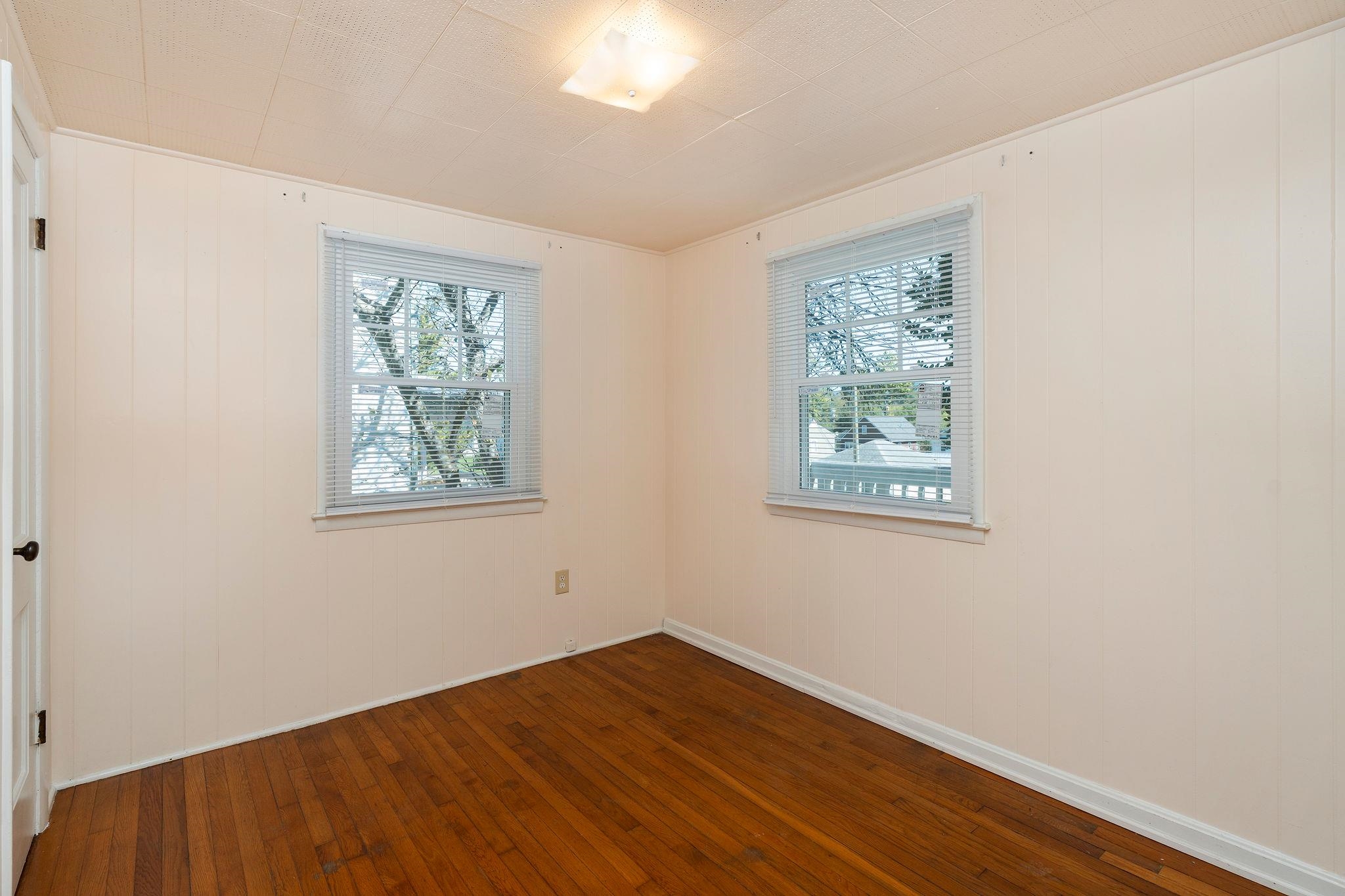 605 N DELPHINE AVE, WAYNESBORO, Virginia 22980, 2 Bedrooms Bedrooms, ,1 BathroomBathrooms,Residential,605 N DELPHINE AVE,682847 MLS # 682847 605 N DELPHINE AVE, WAYNESBORO, Virginia 22980, 2 Bedrooms Bedrooms, ,1 BathroomBathrooms,Residential,605 N DELPHINE AVE,682847 MLS # 682847