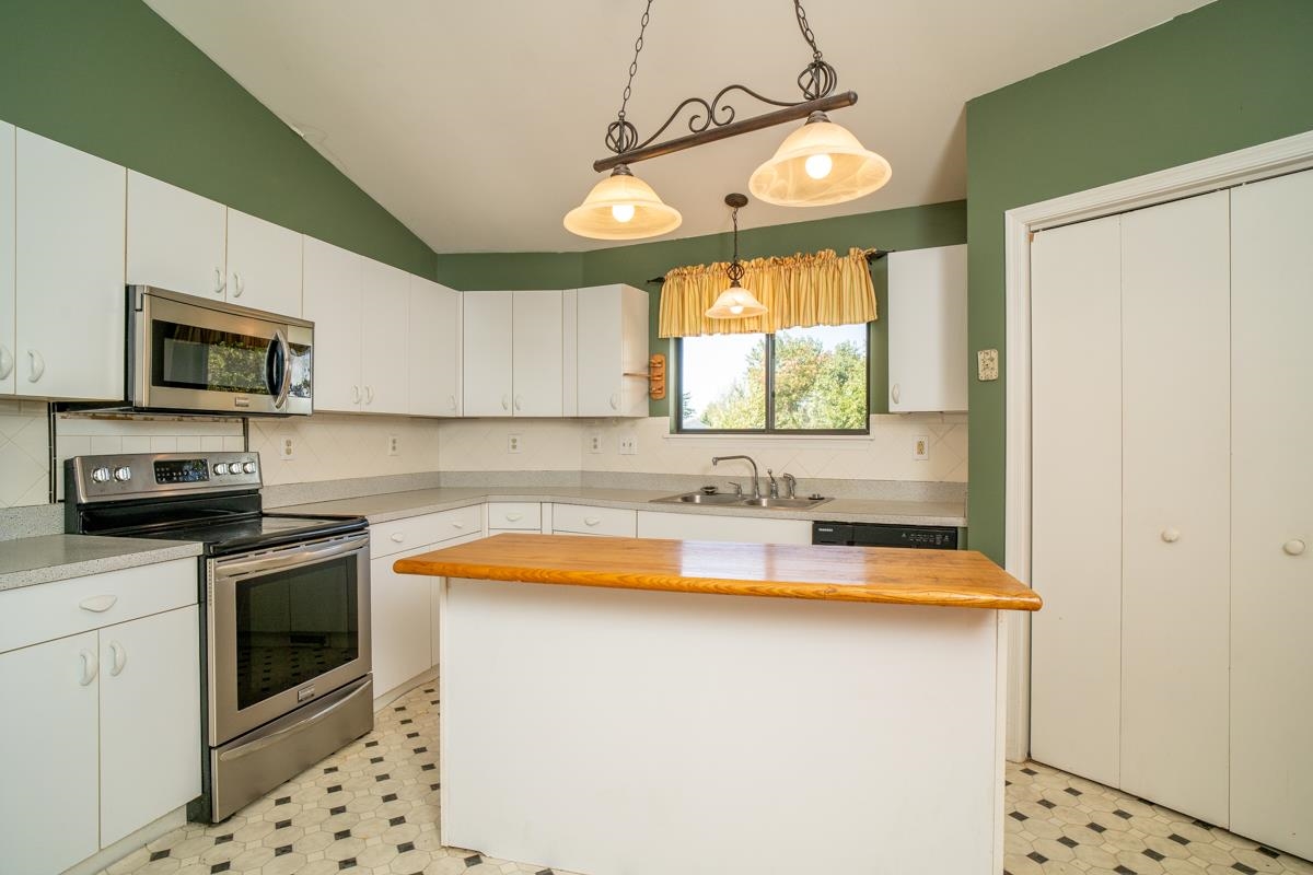 109 GOLDENROD RD, RUCKERSVILLE, Virginia 22968, 3 Bedrooms Bedrooms, ,2 BathroomsBathrooms,Residential,109 GOLDENROD RD,682848 MLS # 682848