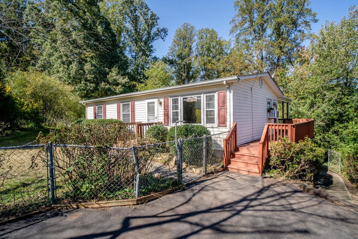 139 THOMAS CT, RUCKERSVILLE, Virginia 22968, 2 Bedrooms Bedrooms, ,1 BathroomBathrooms,Residential,139 THOMAS CT,682849 MLS # 682849 139 THOMAS CT, RUCKERSVILLE, Virginia 22968, 2 Bedrooms Bedrooms, ,1 BathroomBathrooms,Residential,139 THOMAS CT,682849 MLS # 682849