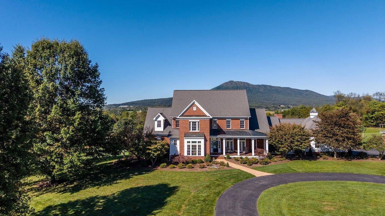 1130 THREE SPRINGS RD, MCGAHEYSVILLE, Virginia 22840, 5 Bedrooms Bedrooms, ,5 BathroomsBathrooms,Residential,1130 THREE SPRINGS RD,682740 MLS # 682740 1130 THREE SPRINGS RD, MCGAHEYSVILLE, Virginia 22840, 5 Bedrooms Bedrooms, ,5 BathroomsBathrooms,Residential,1130 THREE SPRINGS RD,682740 MLS # 682740