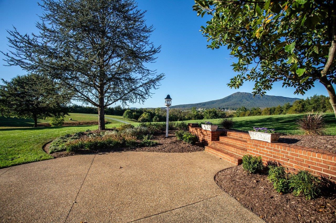 1130 THREE SPRINGS RD, MCGAHEYSVILLE, Virginia 22840, 5 Bedrooms Bedrooms, ,5 BathroomsBathrooms,Residential,1130 THREE SPRINGS RD,682740 MLS # 682740 1130 THREE SPRINGS RD, MCGAHEYSVILLE, Virginia 22840, 5 Bedrooms Bedrooms, ,5 BathroomsBathrooms,Residential,1130 THREE SPRINGS RD,682740 MLS # 682740