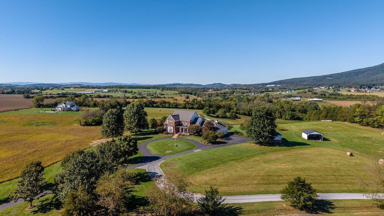1130 THREE SPRINGS RD, MCGAHEYSVILLE, Virginia 22840, 5 Bedrooms Bedrooms, ,5 BathroomsBathrooms,Residential,1130 THREE SPRINGS RD,682740 MLS # 682740 1130 THREE SPRINGS RD, MCGAHEYSVILLE, Virginia 22840, 5 Bedrooms Bedrooms, ,5 BathroomsBathrooms,Residential,1130 THREE SPRINGS RD,682740 MLS # 682740