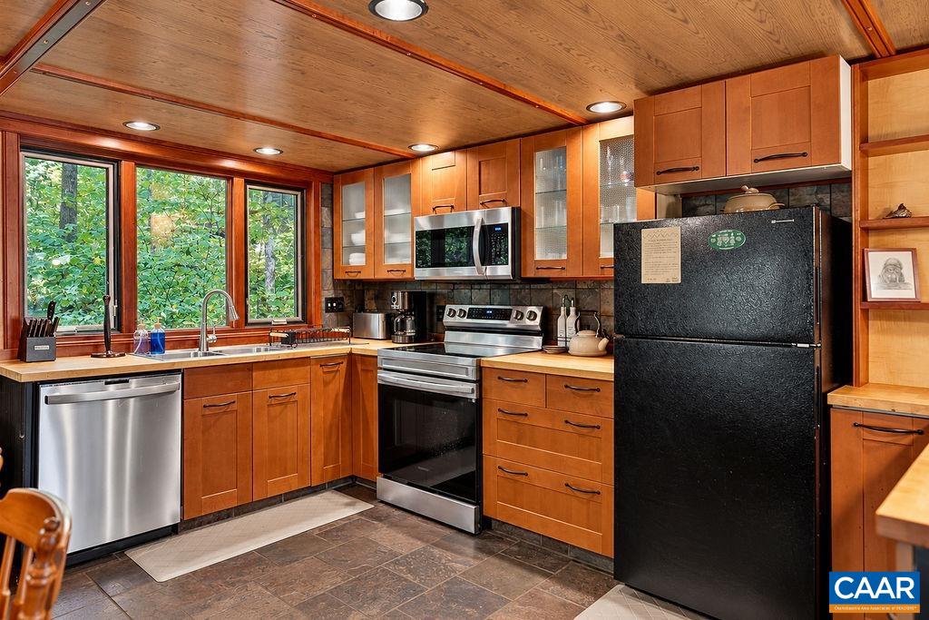 160 FIRTREE DR, WINTERGREEN, Virginia 22967, 3 Bedrooms Bedrooms, ,3 BathroomsBathrooms,Residential,160 FIRTREE DR,682754 MLS # 682754 160 FIRTREE DR, WINTERGREEN, Virginia 22967, 3 Bedrooms Bedrooms, ,3 BathroomsBathrooms,Residential,160 FIRTREE DR,682754 MLS # 682754