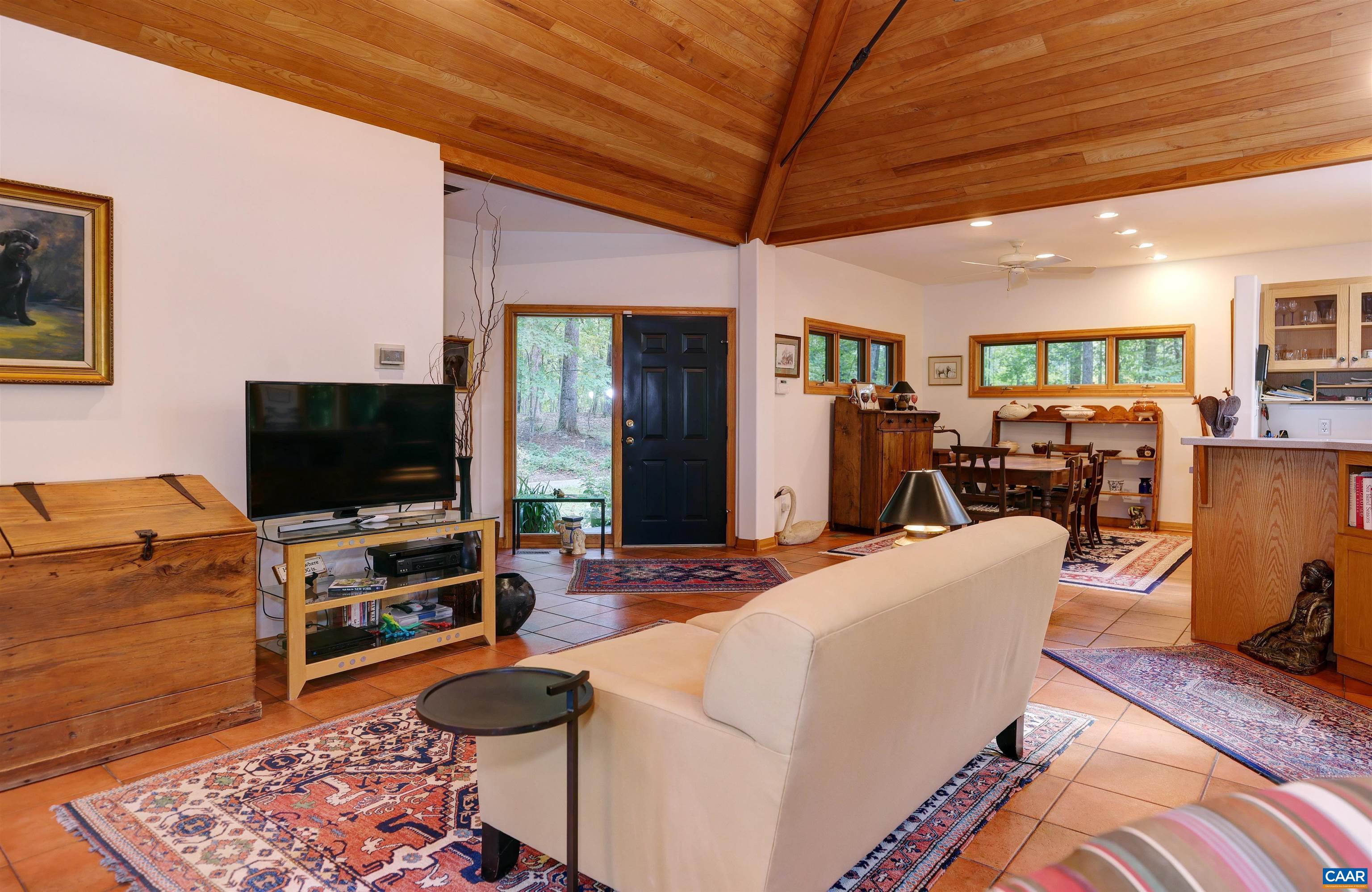 2944 LONESOME MOUNTAIN RD, CHARLOTTESVILLE, Virginia 22911, 3 Bedrooms Bedrooms, ,2 BathroomsBathrooms,Residential,OLD OAK,2944 LONESOME MOUNTAIN RD,682767 MLS # 682767