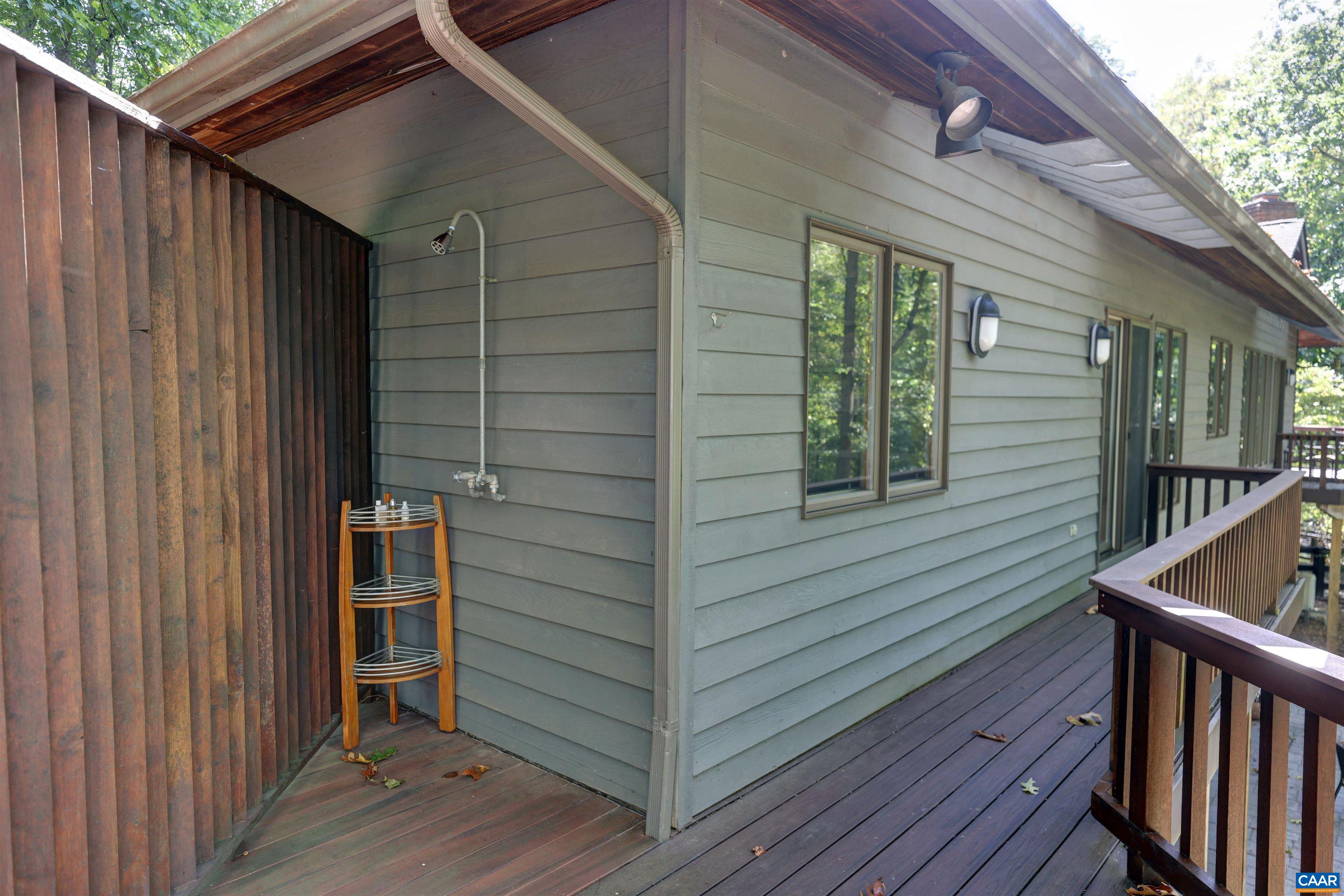 2944 LONESOME MOUNTAIN RD, CHARLOTTESVILLE, Virginia 22911, 3 Bedrooms Bedrooms, ,2 BathroomsBathrooms,Residential,OLD OAK,2944 LONESOME MOUNTAIN RD,682767 MLS # 682767