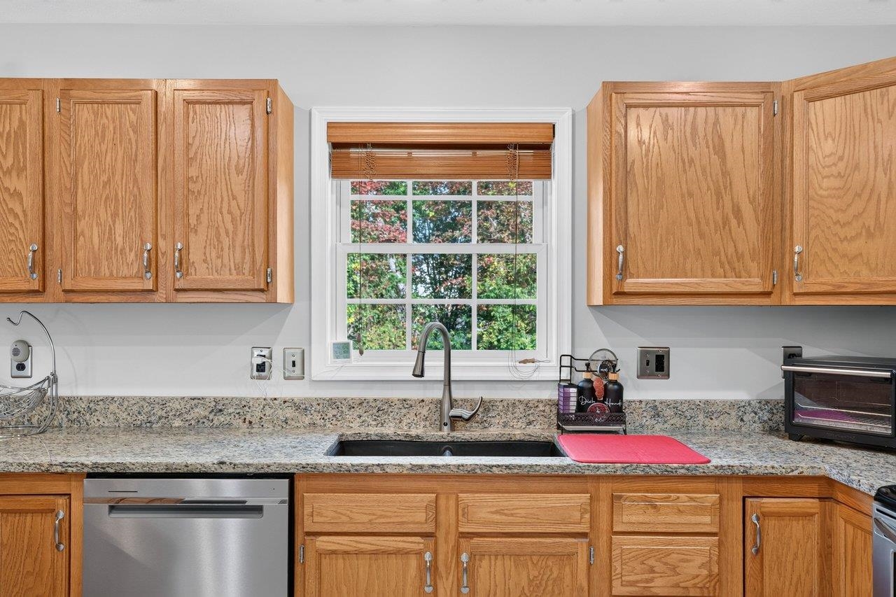 15695 MORNING DOVE LN, ELKTON, Virginia 22827, 4 Bedrooms Bedrooms, ,3 BathroomsBathrooms,Residential,15695 MORNING DOVE LN,682852 MLS # 682852 15695 MORNING DOVE LN, ELKTON, Virginia 22827, 4 Bedrooms Bedrooms, ,3 BathroomsBathrooms,Residential,15695 MORNING DOVE LN,682852 MLS # 682852