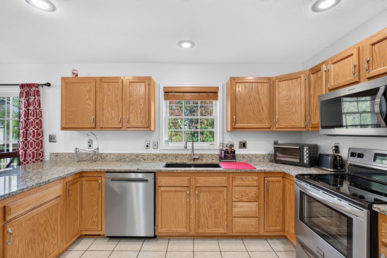 15695 MORNING DOVE LN, ELKTON, Virginia 22827, 4 Bedrooms Bedrooms, ,3 BathroomsBathrooms,Residential,15695 MORNING DOVE LN,682852 MLS # 682852 15695 MORNING DOVE LN, ELKTON, Virginia 22827, 4 Bedrooms Bedrooms, ,3 BathroomsBathrooms,Residential,15695 MORNING DOVE LN,682852 MLS # 682852
