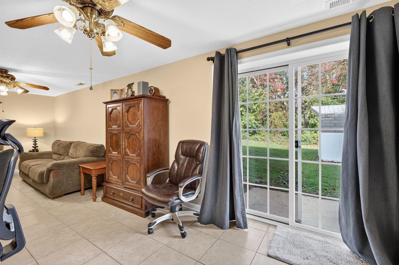 15695 MORNING DOVE LN, ELKTON, Virginia 22827, 4 Bedrooms Bedrooms, ,3 BathroomsBathrooms,Residential,15695 MORNING DOVE LN,682852 MLS # 682852 15695 MORNING DOVE LN, ELKTON, Virginia 22827, 4 Bedrooms Bedrooms, ,3 BathroomsBathrooms,Residential,15695 MORNING DOVE LN,682852 MLS # 682852
