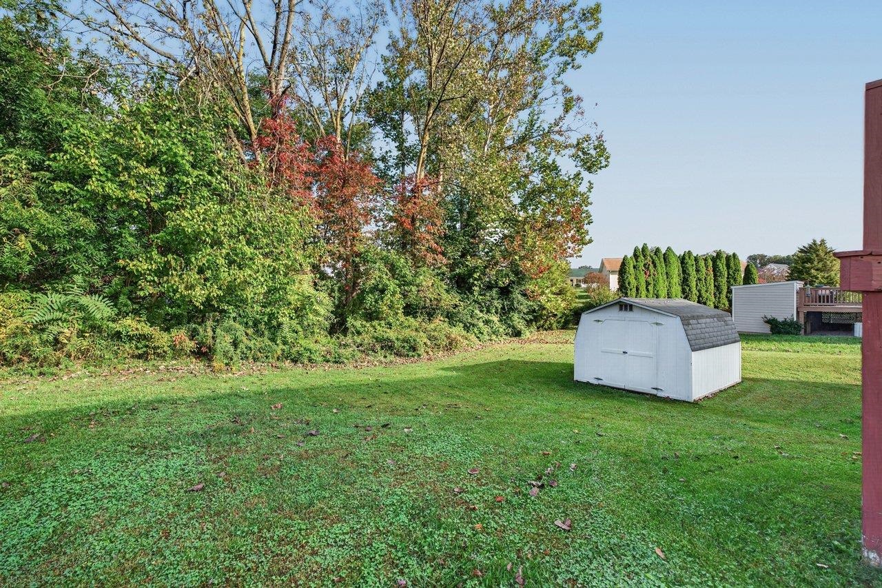 15695 MORNING DOVE LN, ELKTON, Virginia 22827, 4 Bedrooms Bedrooms, ,3 BathroomsBathrooms,Residential,15695 MORNING DOVE LN,682852 MLS # 682852 15695 MORNING DOVE LN, ELKTON, Virginia 22827, 4 Bedrooms Bedrooms, ,3 BathroomsBathrooms,Residential,15695 MORNING DOVE LN,682852 MLS # 682852