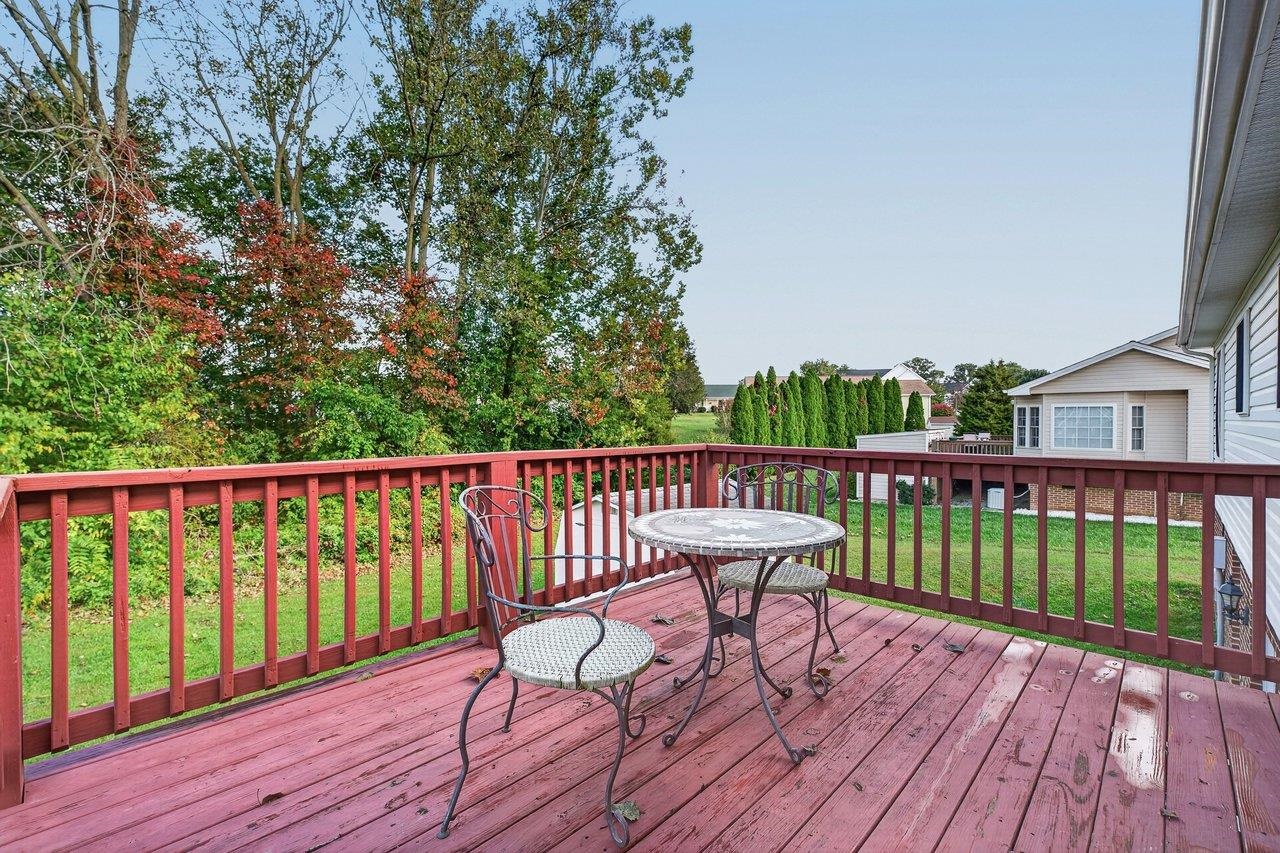 15695 MORNING DOVE LN, ELKTON, Virginia 22827, 4 Bedrooms Bedrooms, ,3 BathroomsBathrooms,Residential,15695 MORNING DOVE LN,682852 MLS # 682852 15695 MORNING DOVE LN, ELKTON, Virginia 22827, 4 Bedrooms Bedrooms, ,3 BathroomsBathrooms,Residential,15695 MORNING DOVE LN,682852 MLS # 682852
