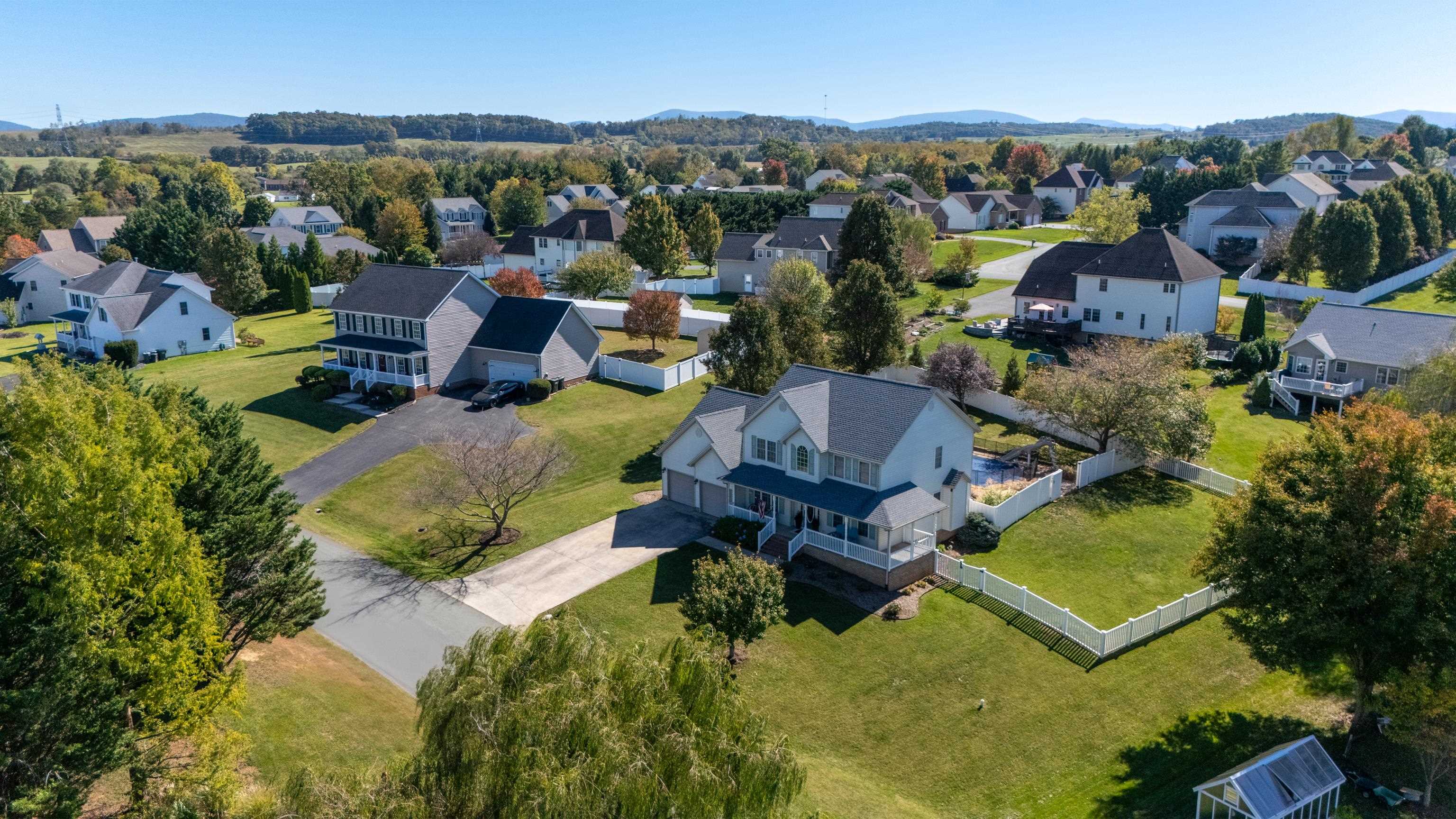 15 LILLIAN DR, FISHERSVILLE, Virginia 22939, 5 Bedrooms Bedrooms, ,3 BathroomsBathrooms,Residential,15 LILLIAN DR,682853 MLS # 682853 15 LILLIAN DR, FISHERSVILLE, Virginia 22939, 5 Bedrooms Bedrooms, ,3 BathroomsBathrooms,Residential,15 LILLIAN DR,682853 MLS # 682853