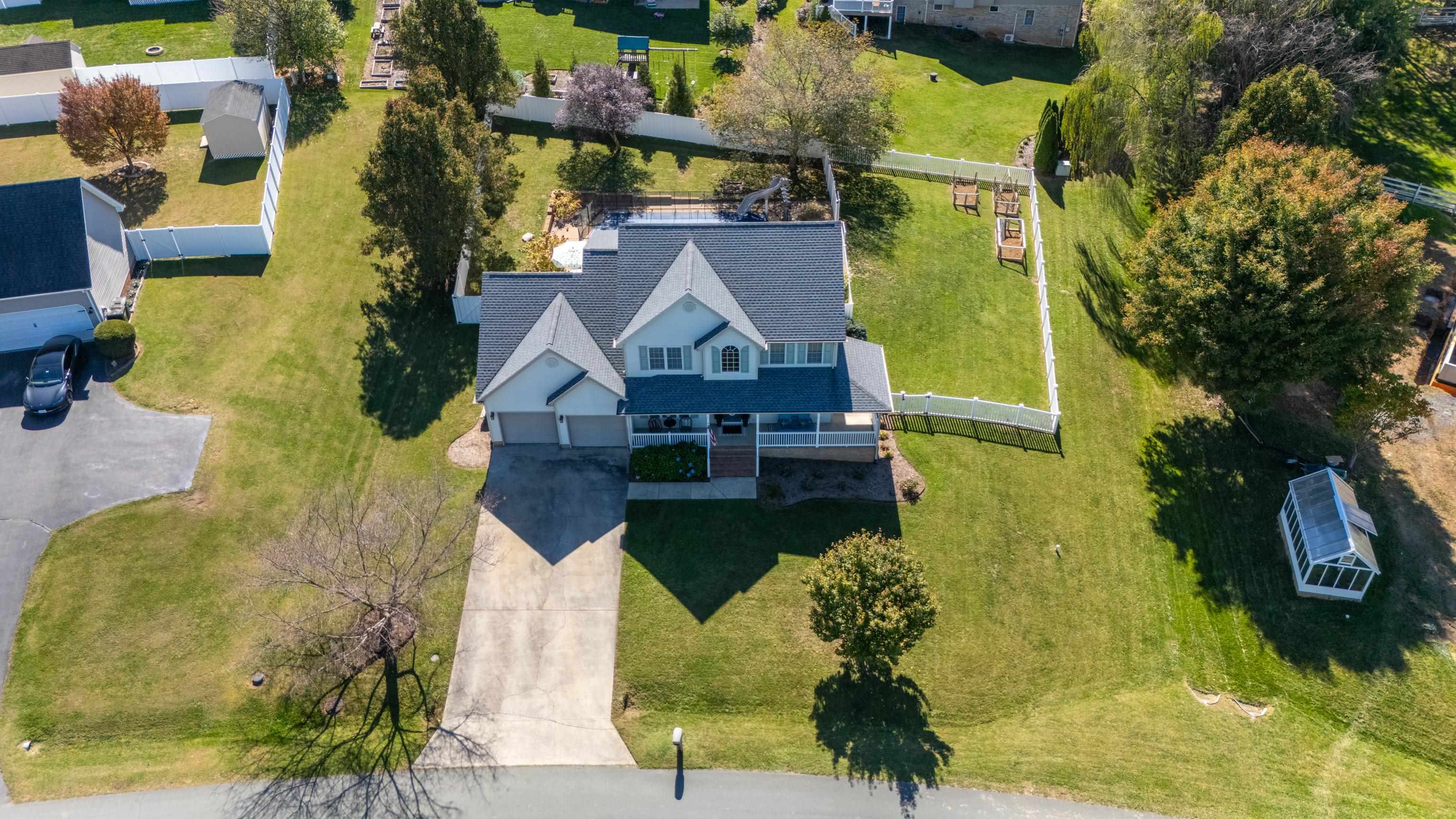 15 LILLIAN DR, FISHERSVILLE, Virginia 22939, 5 Bedrooms Bedrooms, ,3 BathroomsBathrooms,Residential,15 LILLIAN DR,682853 MLS # 682853 15 LILLIAN DR, FISHERSVILLE, Virginia 22939, 5 Bedrooms Bedrooms, ,3 BathroomsBathrooms,Residential,15 LILLIAN DR,682853 MLS # 682853