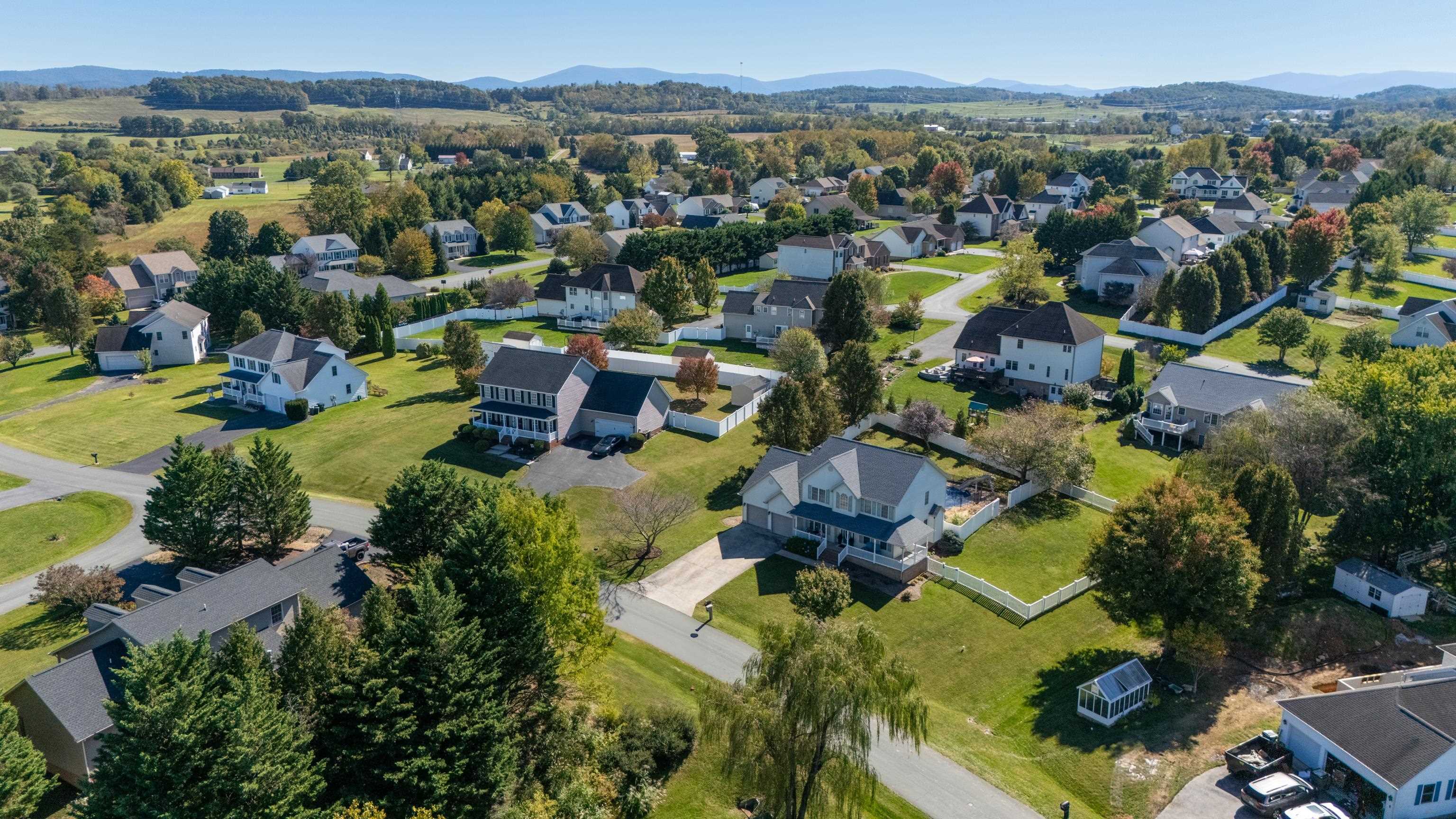 15 LILLIAN DR, FISHERSVILLE, Virginia 22939, 5 Bedrooms Bedrooms, ,3 BathroomsBathrooms,Residential,15 LILLIAN DR,682853 MLS # 682853 15 LILLIAN DR, FISHERSVILLE, Virginia 22939, 5 Bedrooms Bedrooms, ,3 BathroomsBathrooms,Residential,15 LILLIAN DR,682853 MLS # 682853