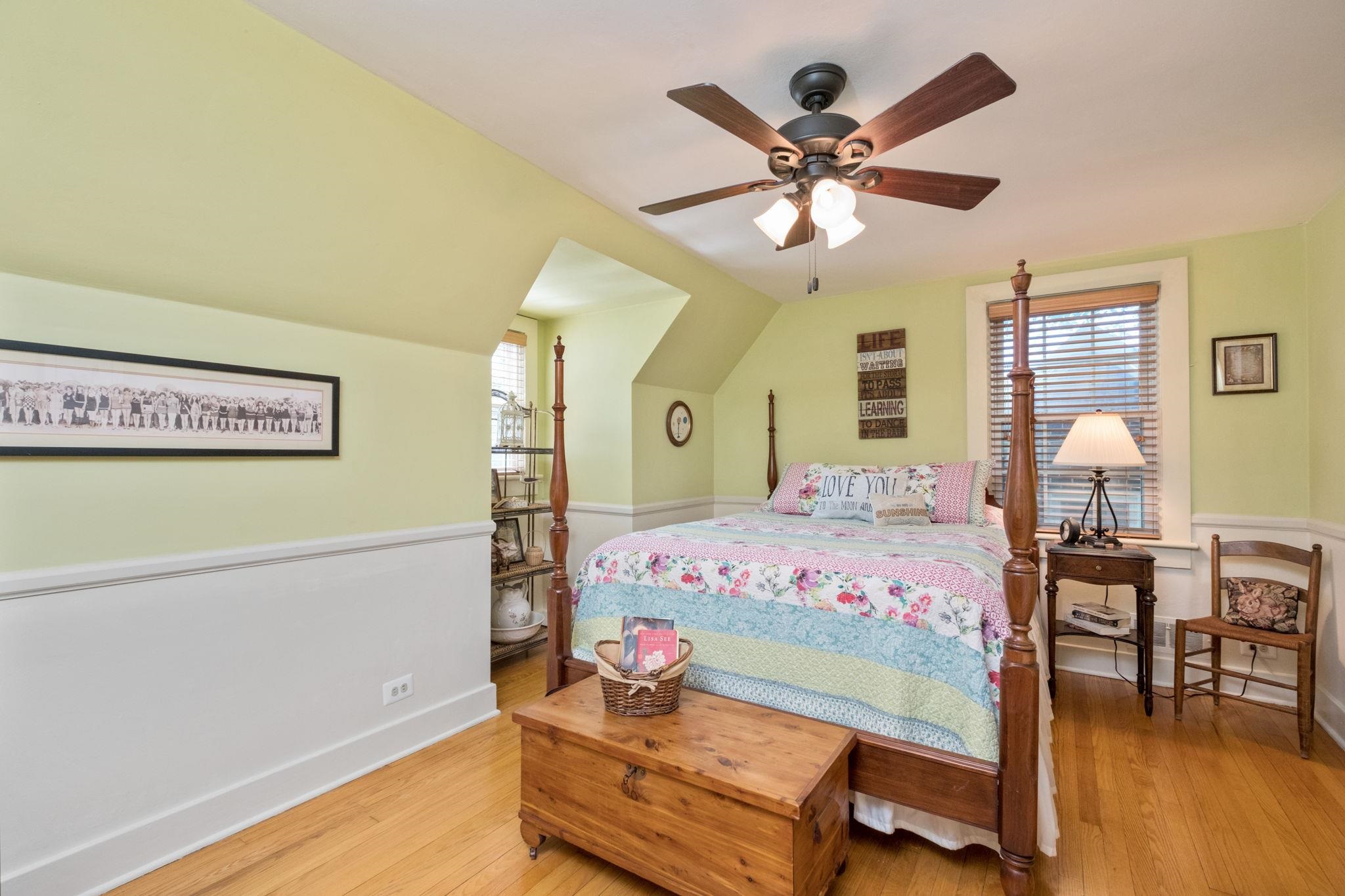 633 ALLEGHANY AVE, STAUNTON, Virginia 24401, 3 Bedrooms Bedrooms, ,1 BathroomBathrooms,Residential,633 ALLEGHANY AVE,682859 MLS # 682859