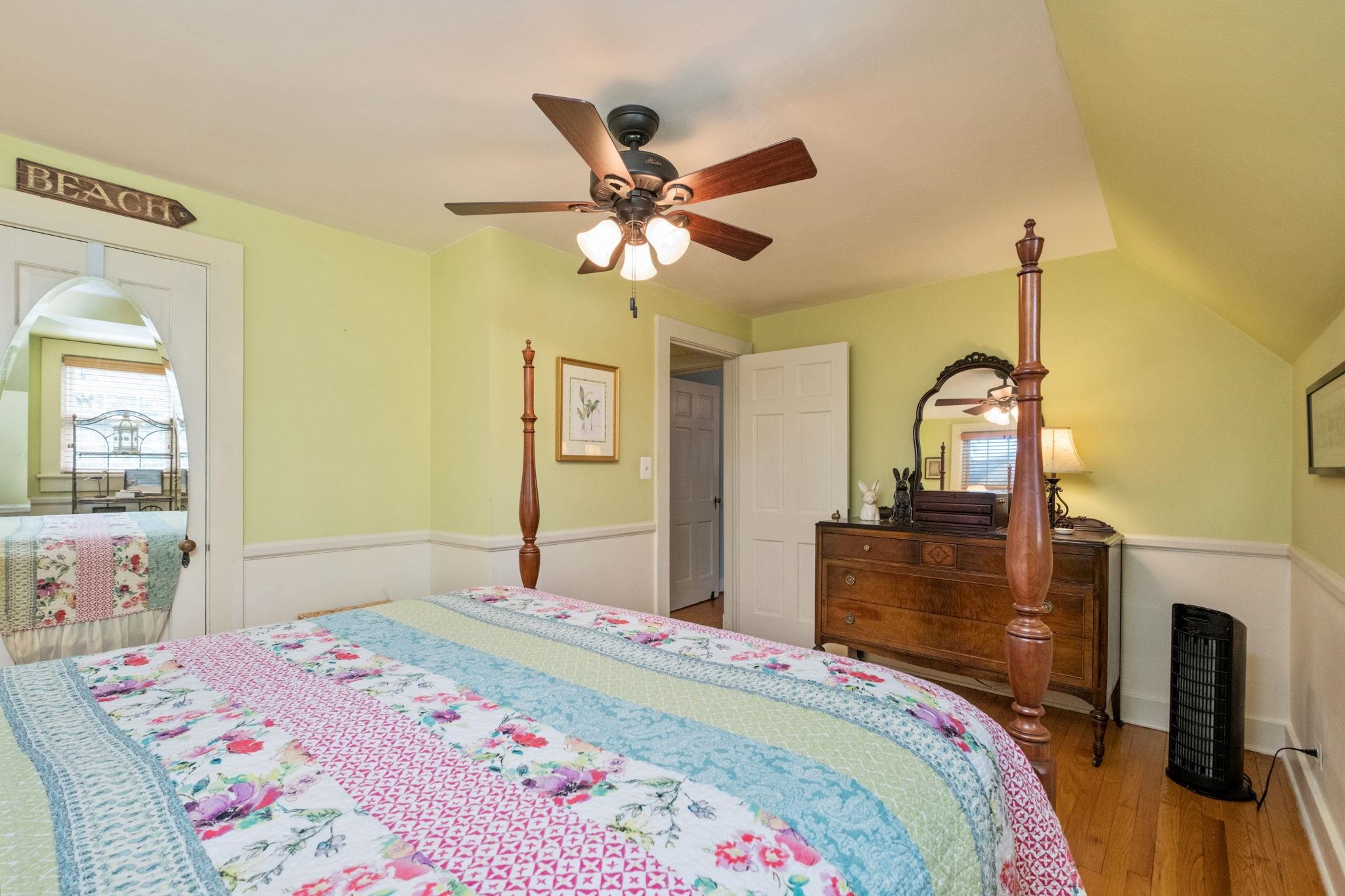 633 ALLEGHANY AVE, STAUNTON, Virginia 24401, 3 Bedrooms Bedrooms, ,1 BathroomBathrooms,Residential,633 ALLEGHANY AVE,682859 MLS # 682859