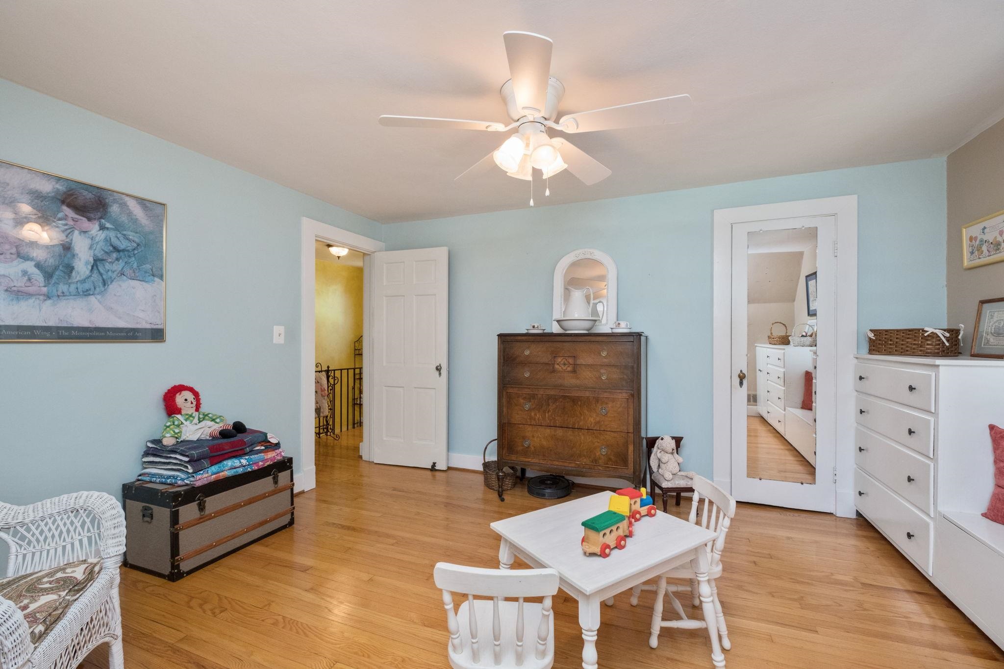 633 ALLEGHANY AVE, STAUNTON, Virginia 24401, 3 Bedrooms Bedrooms, ,1 BathroomBathrooms,Residential,633 ALLEGHANY AVE,682859 MLS # 682859