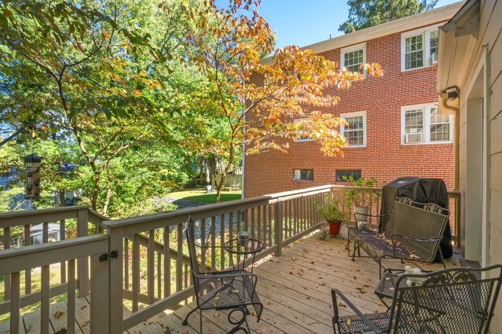 633 ALLEGHANY AVE, STAUNTON, Virginia 24401, 3 Bedrooms Bedrooms, ,1 BathroomBathrooms,Residential,633 ALLEGHANY AVE,682859 MLS # 682859