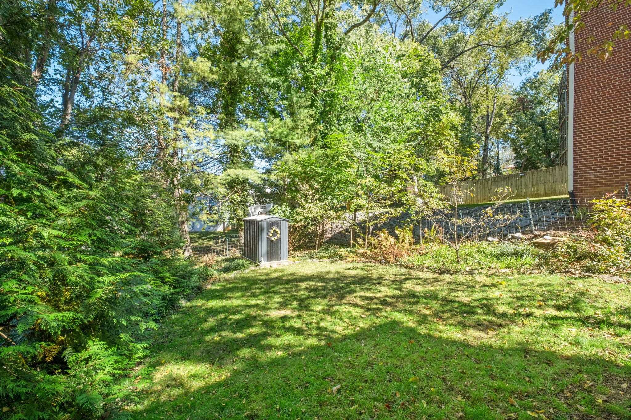 633 ALLEGHANY AVE, STAUNTON, Virginia 24401, 3 Bedrooms Bedrooms, ,1 BathroomBathrooms,Residential,633 ALLEGHANY AVE,682859 MLS # 682859
