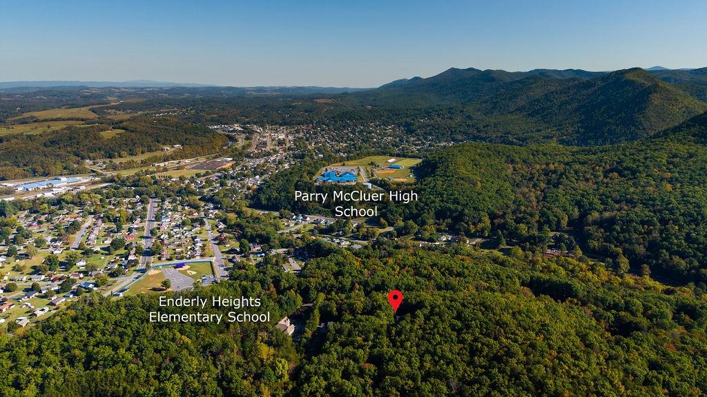 145 S WOODLAND AVE, BUENA VISTA, Virginia 24416, 3 Bedrooms Bedrooms, ,3 BathroomsBathrooms,Residential,145 S WOODLAND AVE,682868 MLS # 682868