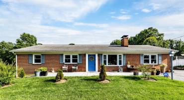 54 LEA DR, FISHERSVILLE, Virginia 22939, 3 Bedrooms Bedrooms, ,1 BathroomBathrooms,Residential,Charming brick one level home on a basement with a,54 LEA DR,665542 MLS # 665542