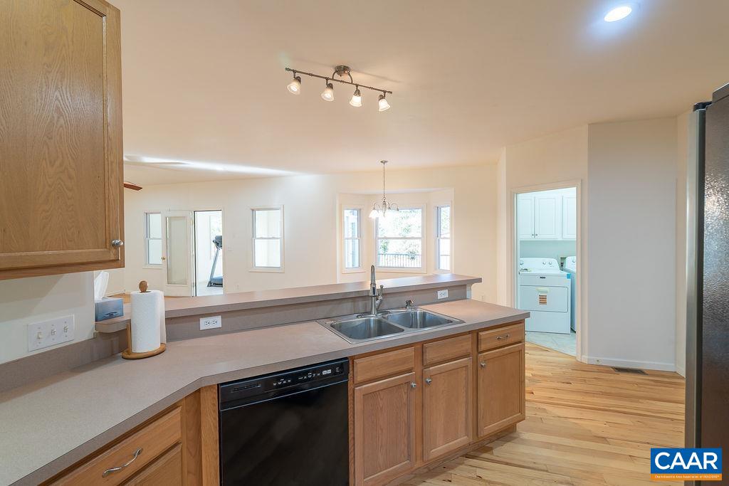 432 TWIN OAKS LN, KENTS STORE, Virginia 23084, 4 Bedrooms Bedrooms, ,2 BathroomsBathrooms,Residential,432 TWIN OAKS LN,682879 MLS # 682879