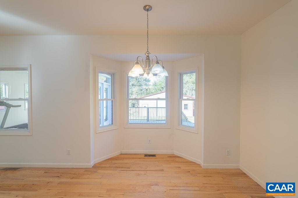 432 TWIN OAKS LN, KENTS STORE, Virginia 23084, 4 Bedrooms Bedrooms, ,2 BathroomsBathrooms,Residential,432 TWIN OAKS LN,682879 MLS # 682879